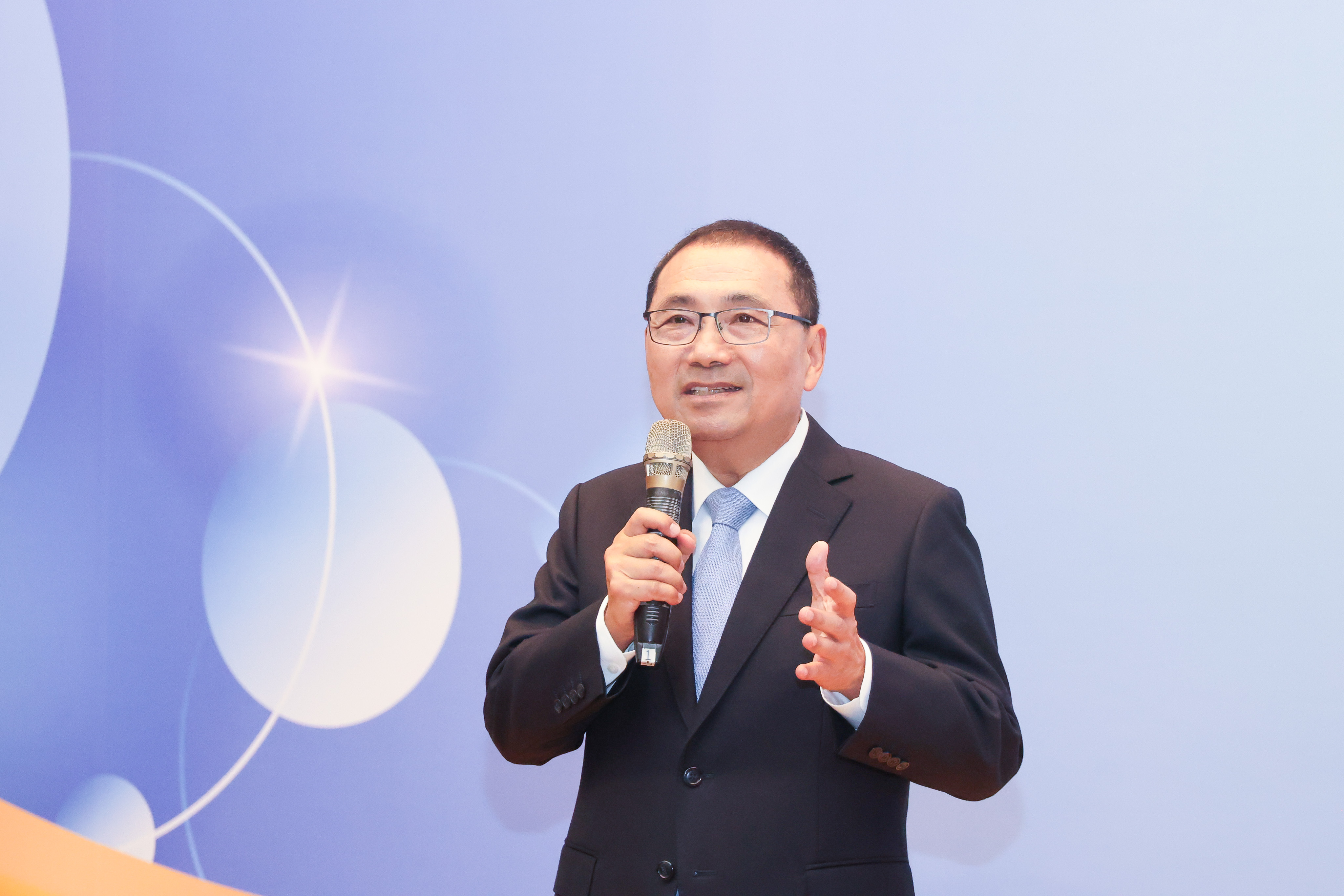 表揚地政績優機關及人員，侯友宜首頒防詐獎項勉持續精進。