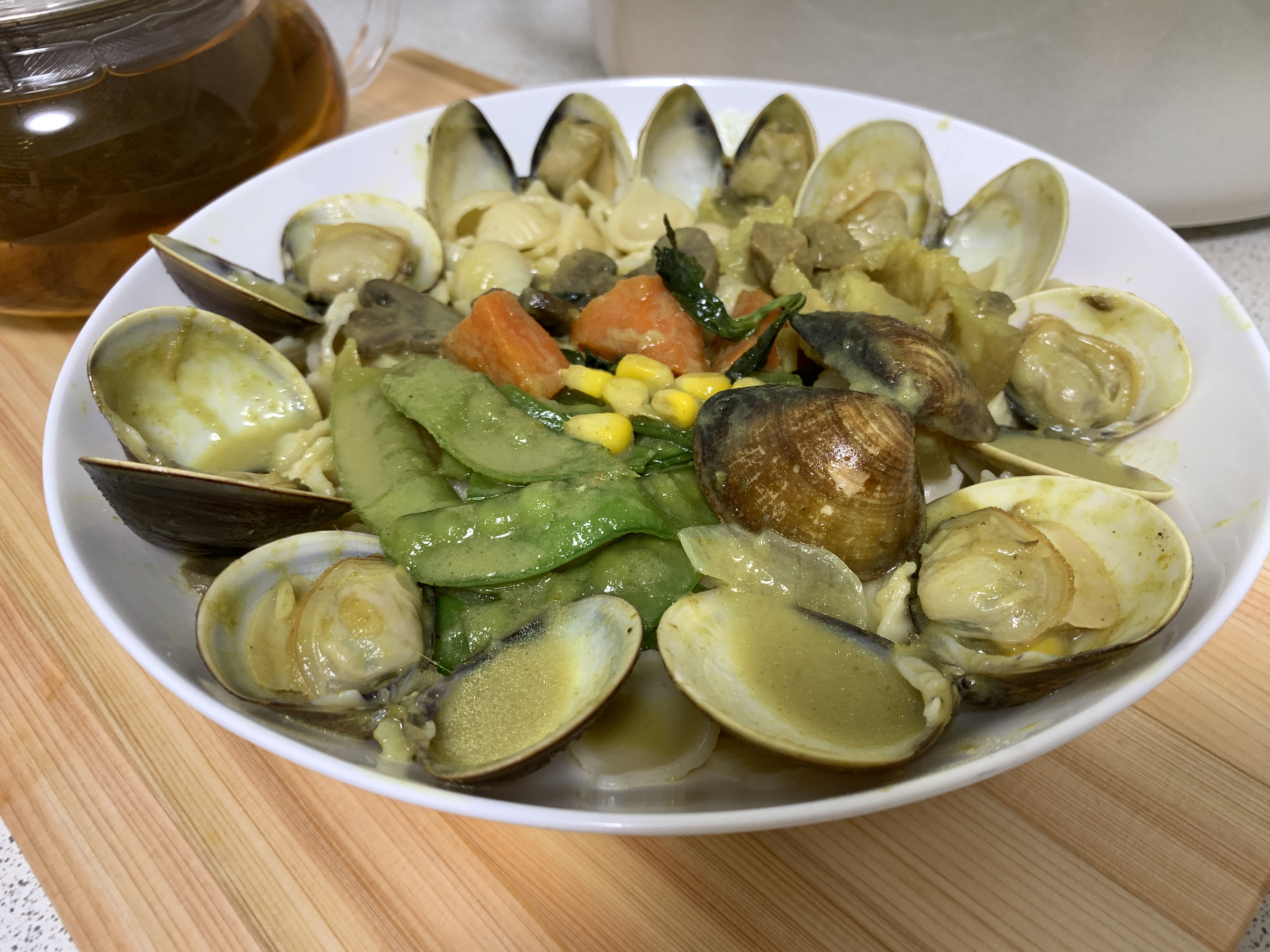 綠咖哩文蛤義大利麵