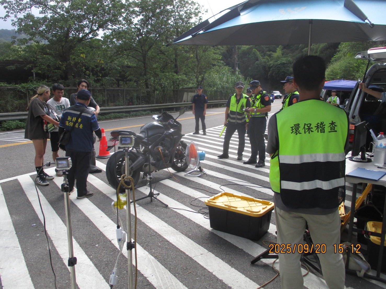 環警監共同合作打擊噪音車，確保道路安全與市民生活品質