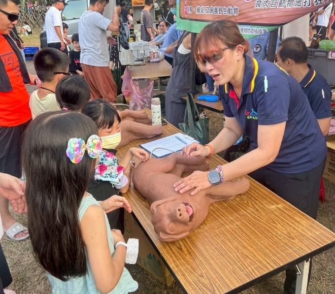  0913林口家庭日-推廣寵物CPR-1