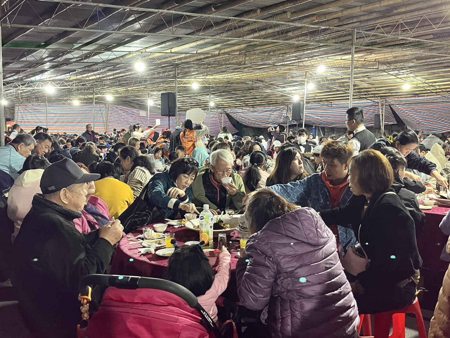 莊敬高職舉辦愛心圍爐活動