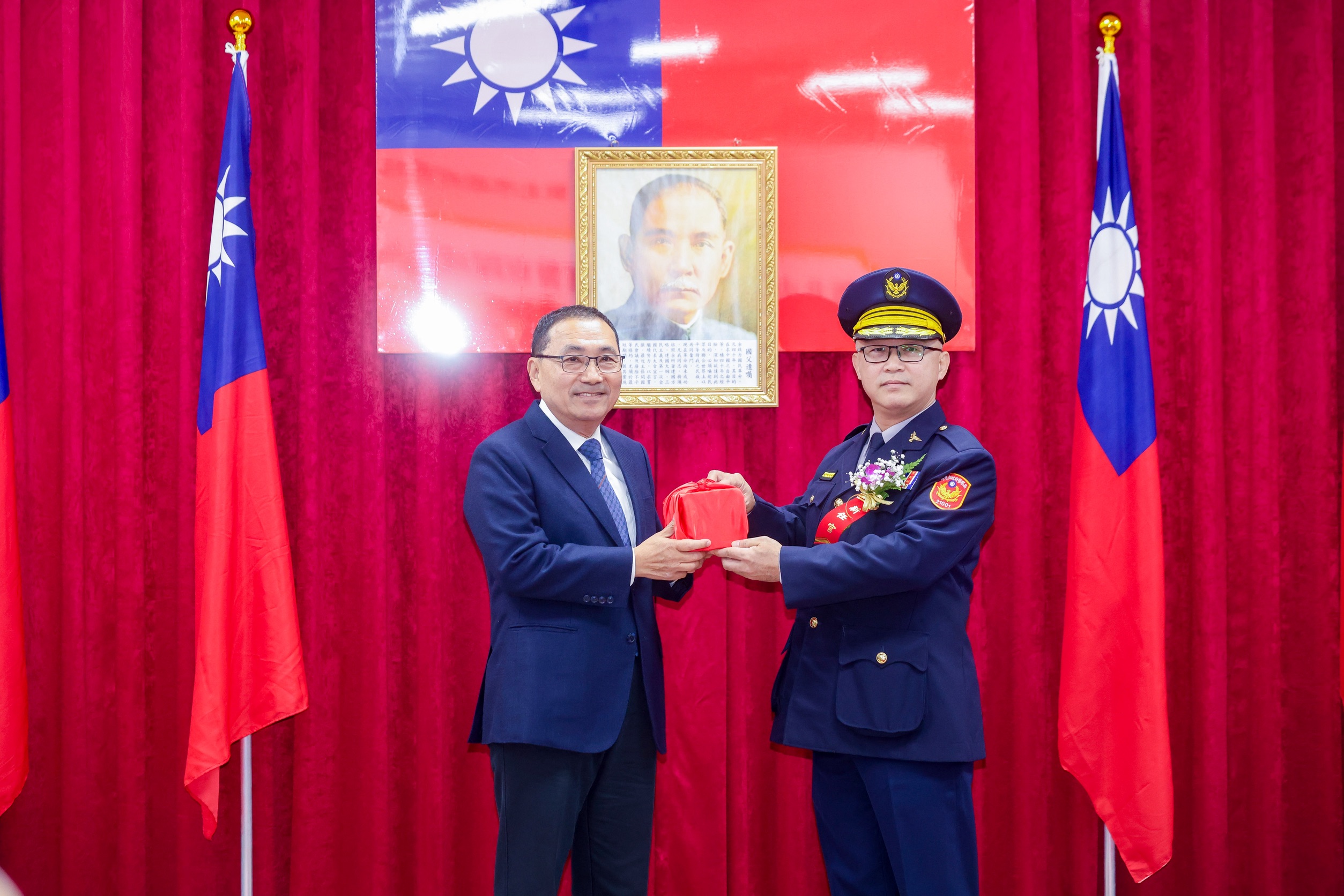 新北市政府於今（115）年1月1日正式成立「新北市政府警察局捷運警察隊」，並於今（13）日舉行成立揭牌暨新任隊長布達典禮。