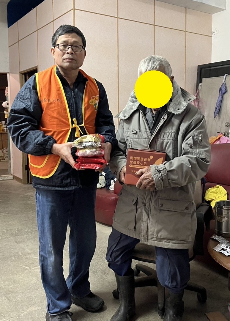 台北大宮公司捐贈暖暖包-2