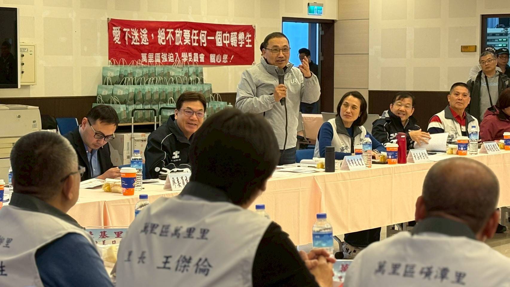 侯友宜市長致詞感謝里長們並肩服務市民朋友。