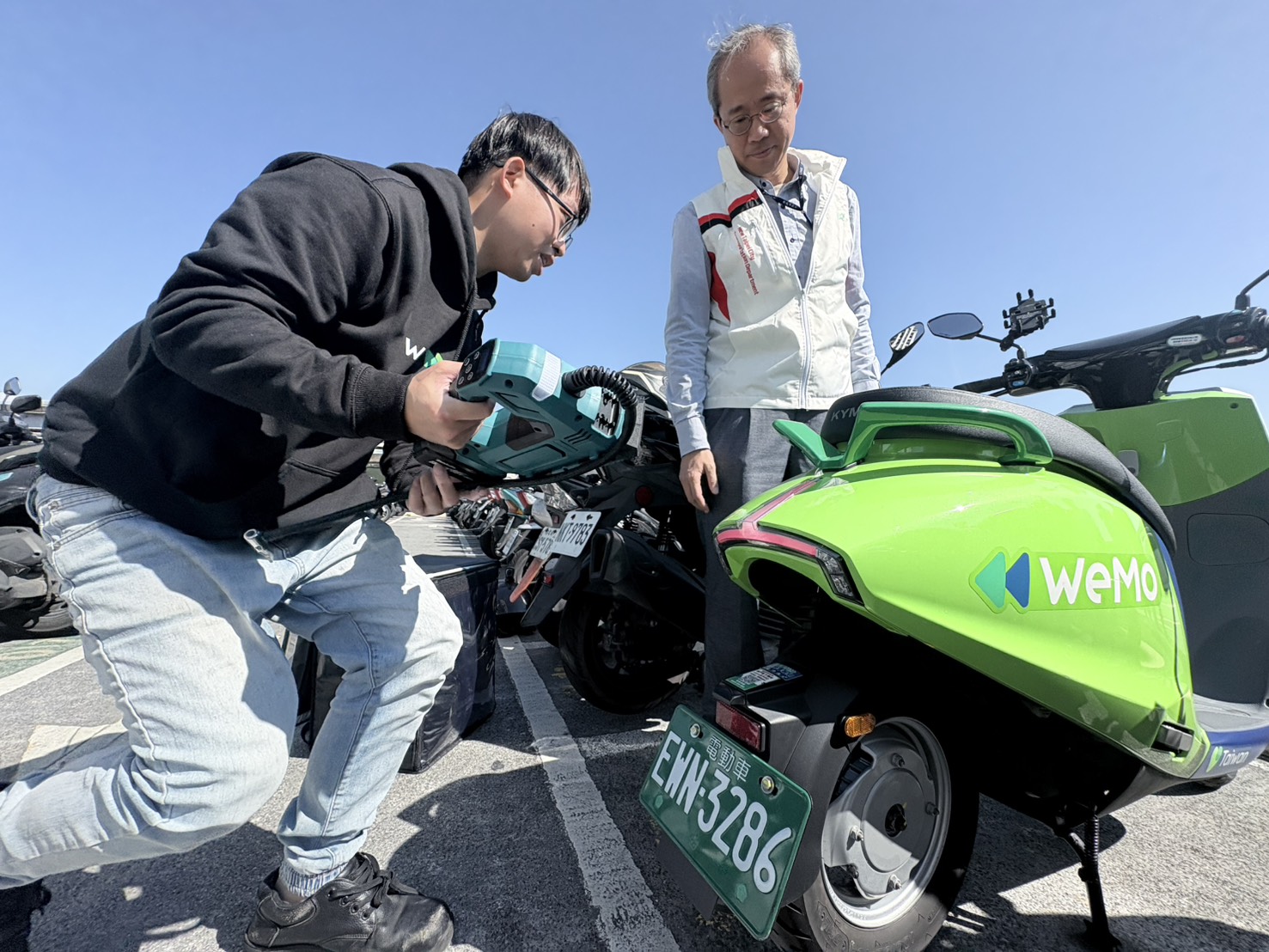 共享機車春節前加強車輛安檢，讓市民騎得安心又安全