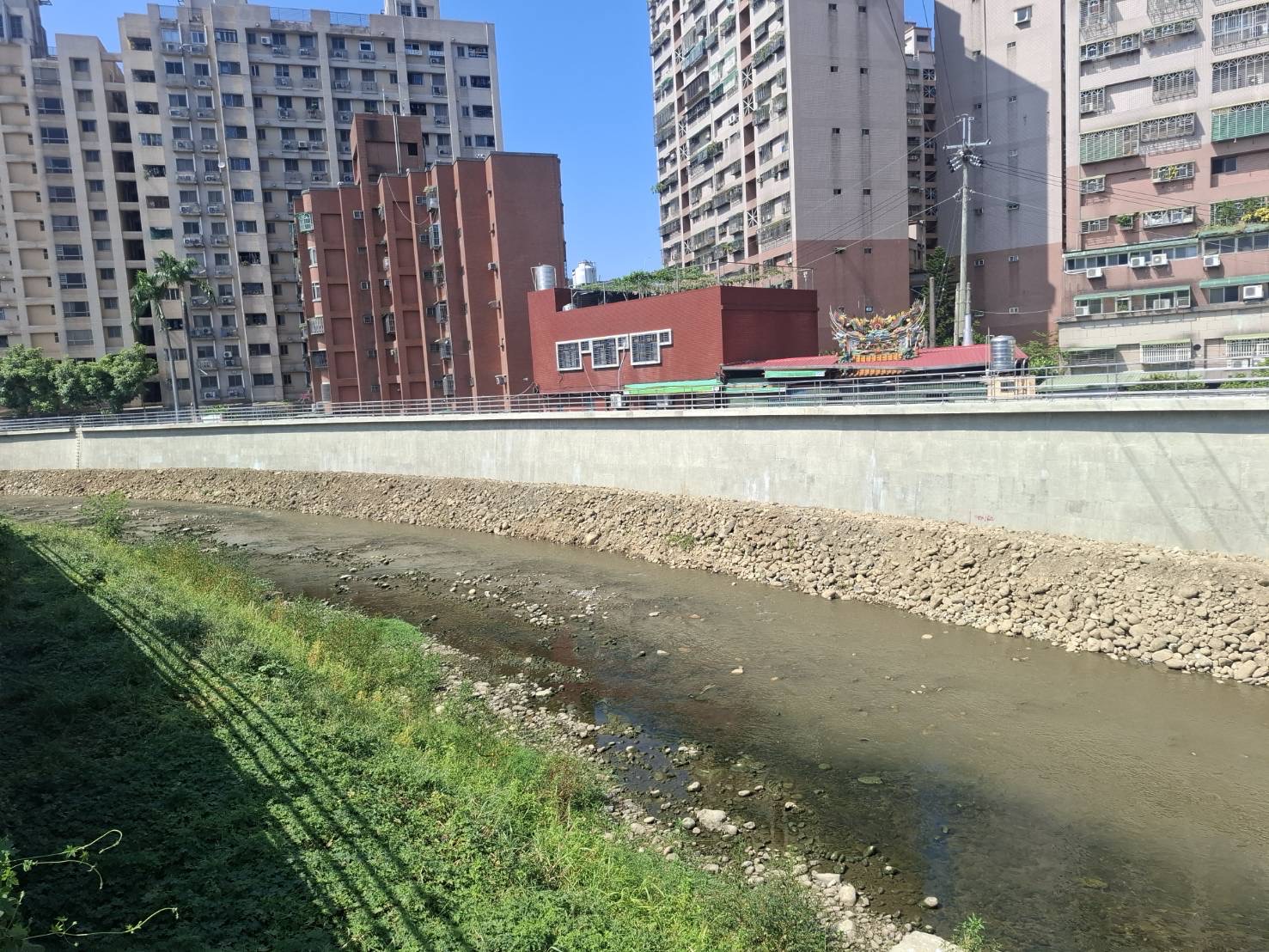 泰山區大窠坑溪防洪牆改善完成後結構安全無虞