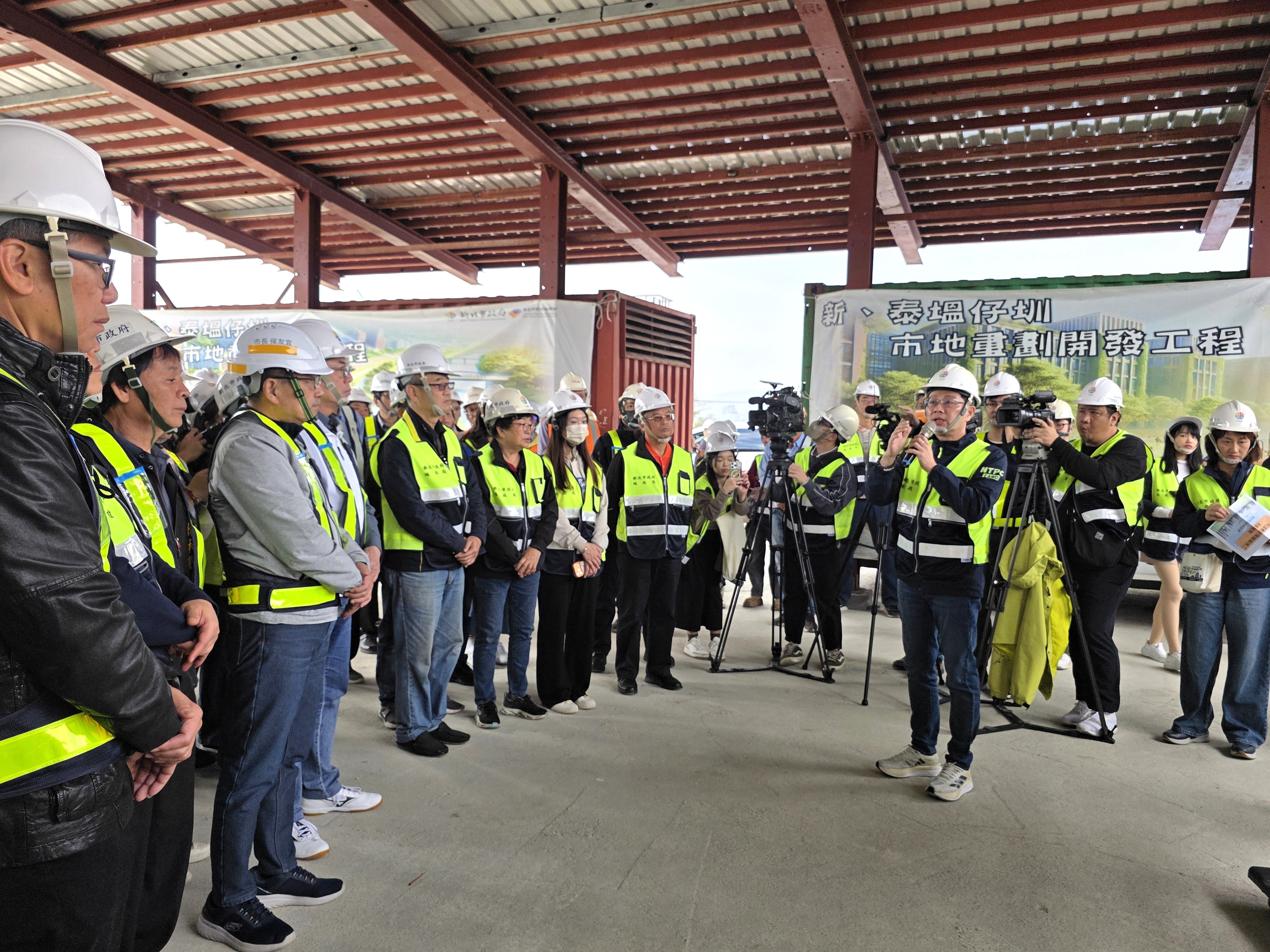 地政局汪禮國局長說明工程進度