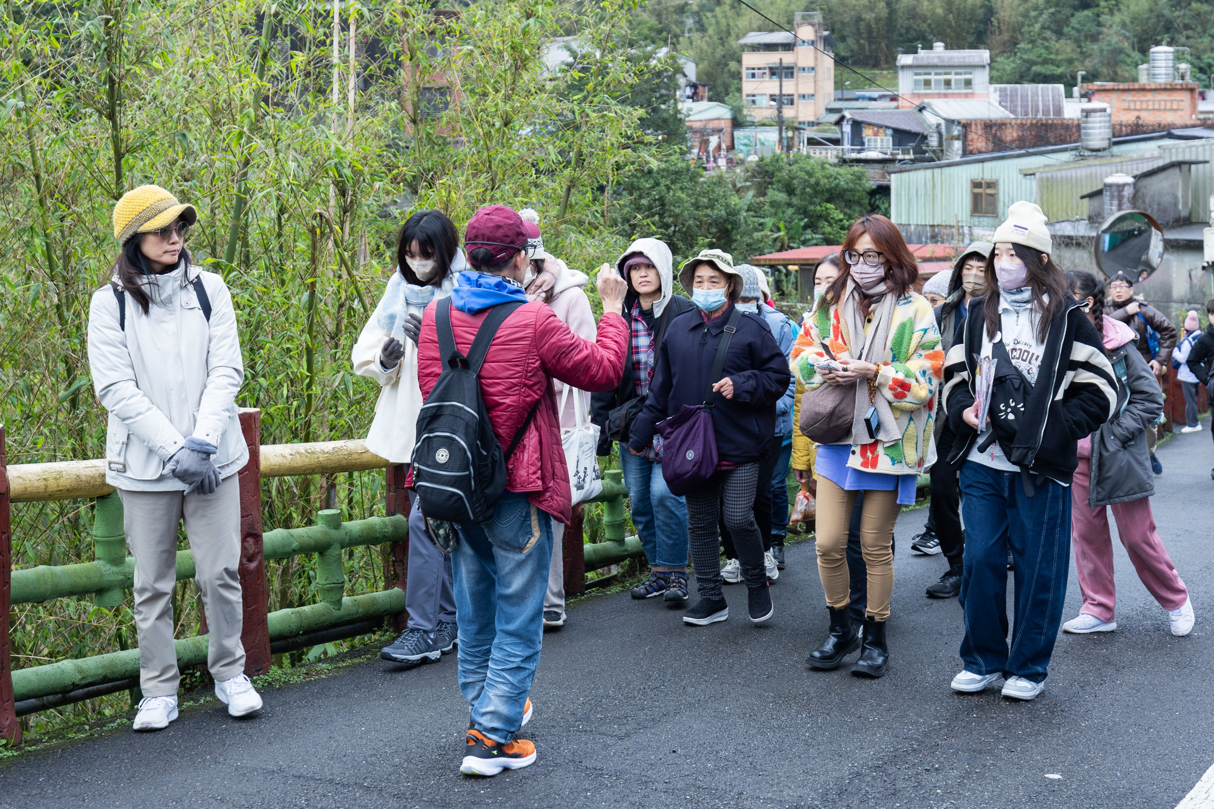 699在地小旅行由平溪在地嚮導引領民眾感受平溪層次豐富的旅遊魅力。(圖為2025年鐵道秘境線資料照)