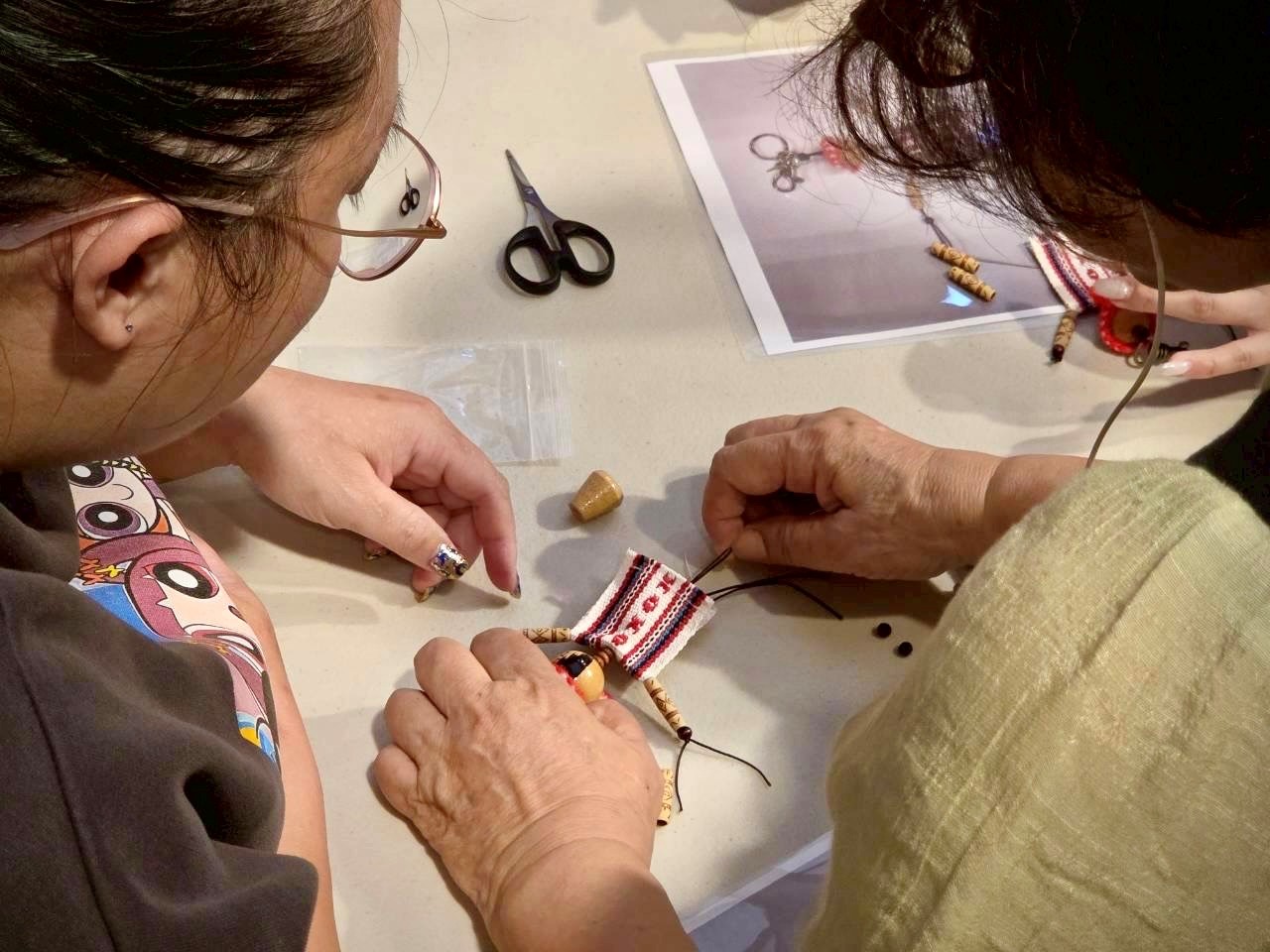 ▲手作體驗將由在地編織老師手把手教學。(圖/新北市政府原民局提供)