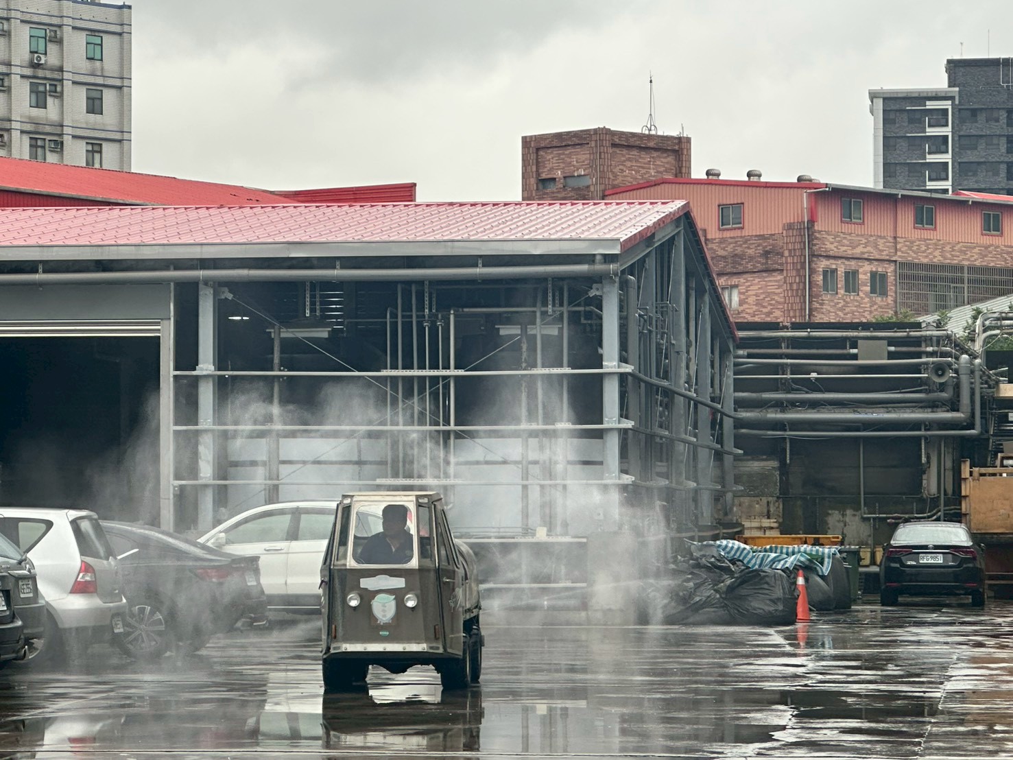  動保肉品市場每日自主消毒場區