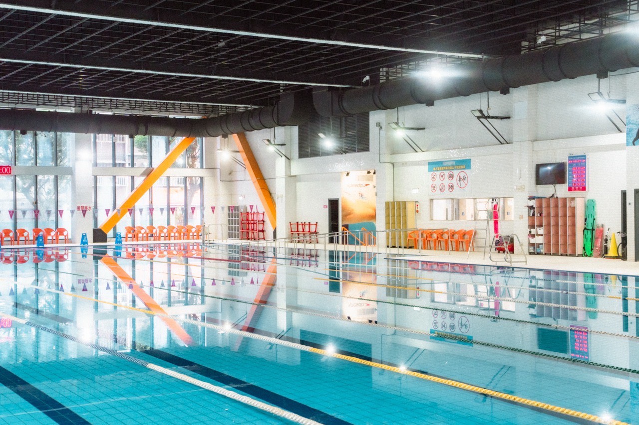  三重運動中心游泳池導入智慧防溺系統即時監測泳客安全