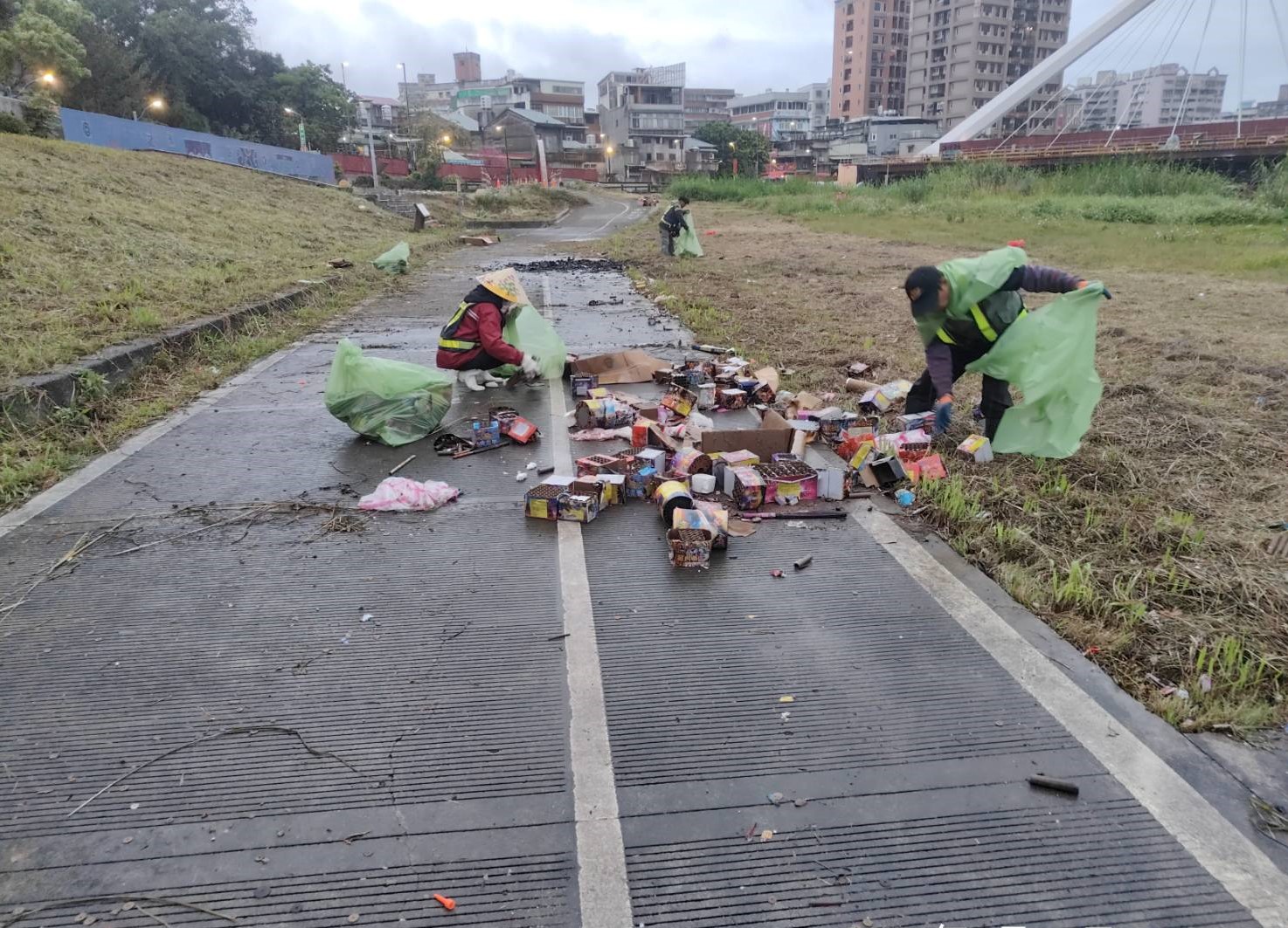 爆竹煙火減量行動 守護空氣品質愛地球