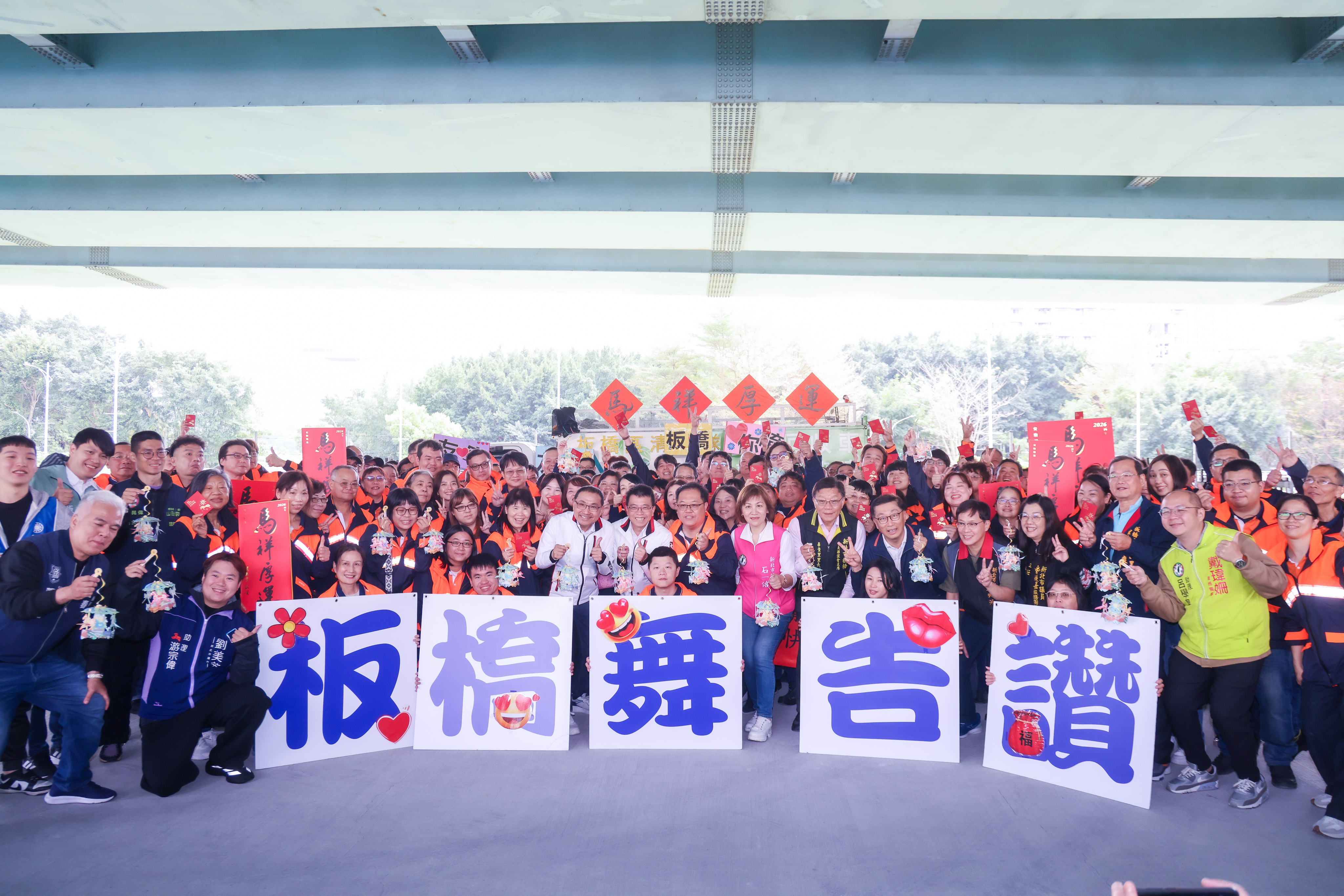 今年也提升健康檢查補助至每2年每人5,000元，並增設肺部低劑量電腦斷層檢查項目，更周全地守護隊員的健康。