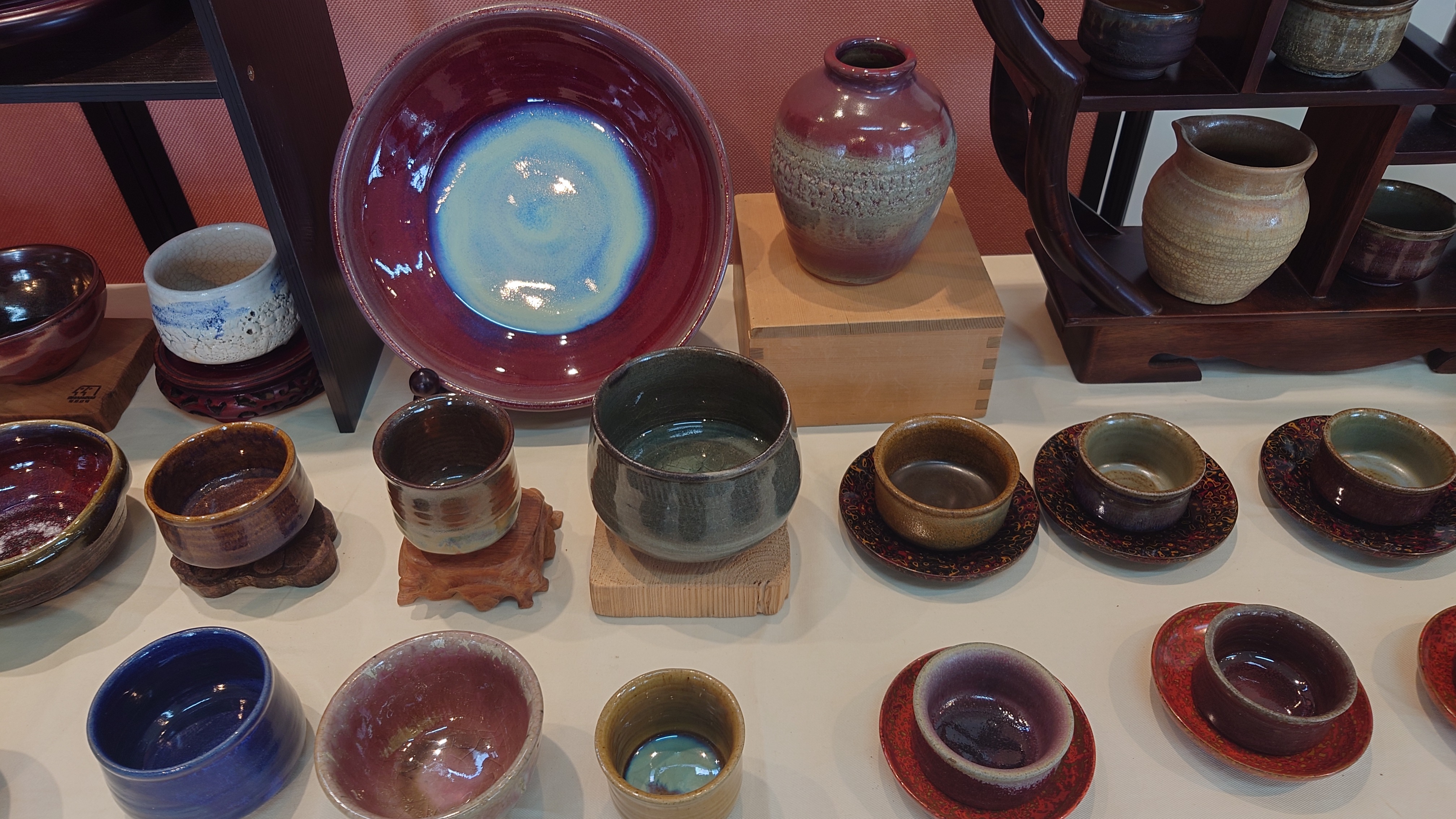 北海岸藝術文化創意發展協會展出柴燒、天目與青花志野等陶藝作品(3)