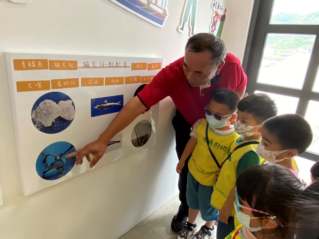 金點草里驛棧不僅將在地農漁特色產品融入餐飲，更結合食魚教育體驗