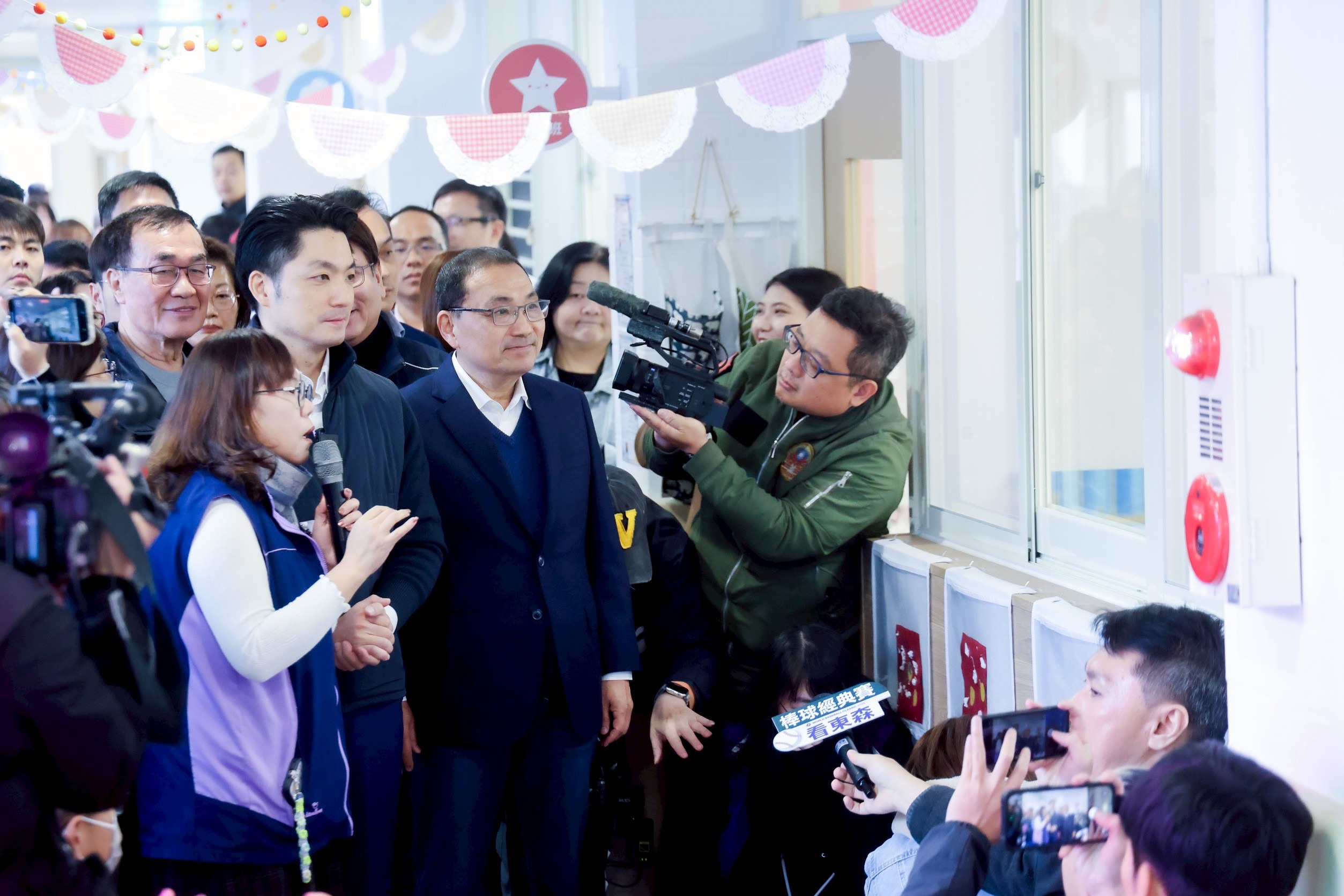 此次參訪的板橋埔墘公托中心為新北市第96家公托據點，運用校園空間建置，讓空間多元利用。