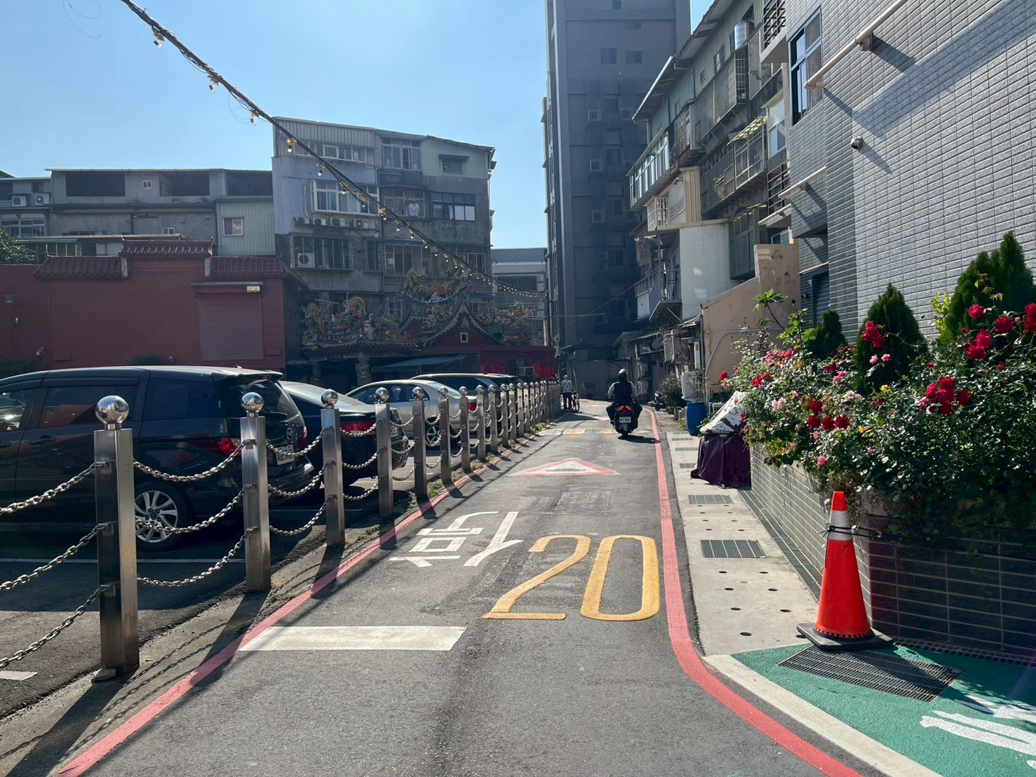 蘆洲區中正路192巷行人優先區實體減速設施