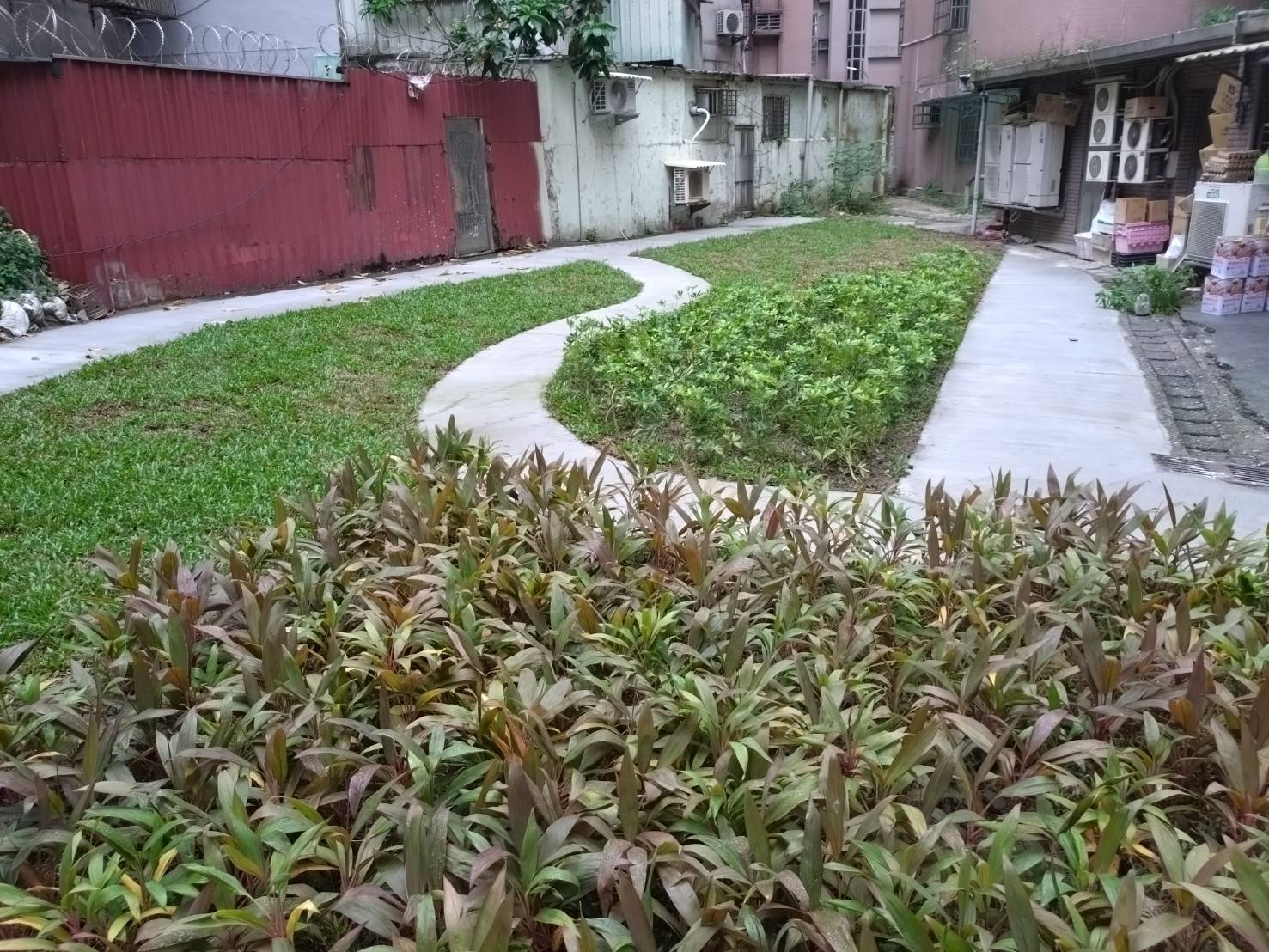 中和區南華路68號旁空地綠家園基地綠美化成果(社區口袋型)