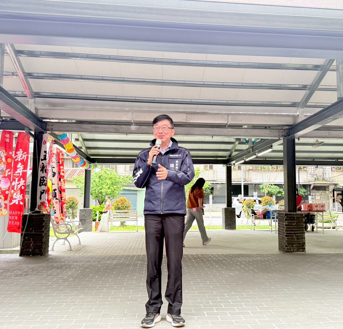 2.新北市政府農業局諶局長錫輝蒞臨指導