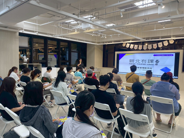 2025年「專案管理新手村：用ChatGPT高效拆解任務」課程畫面。