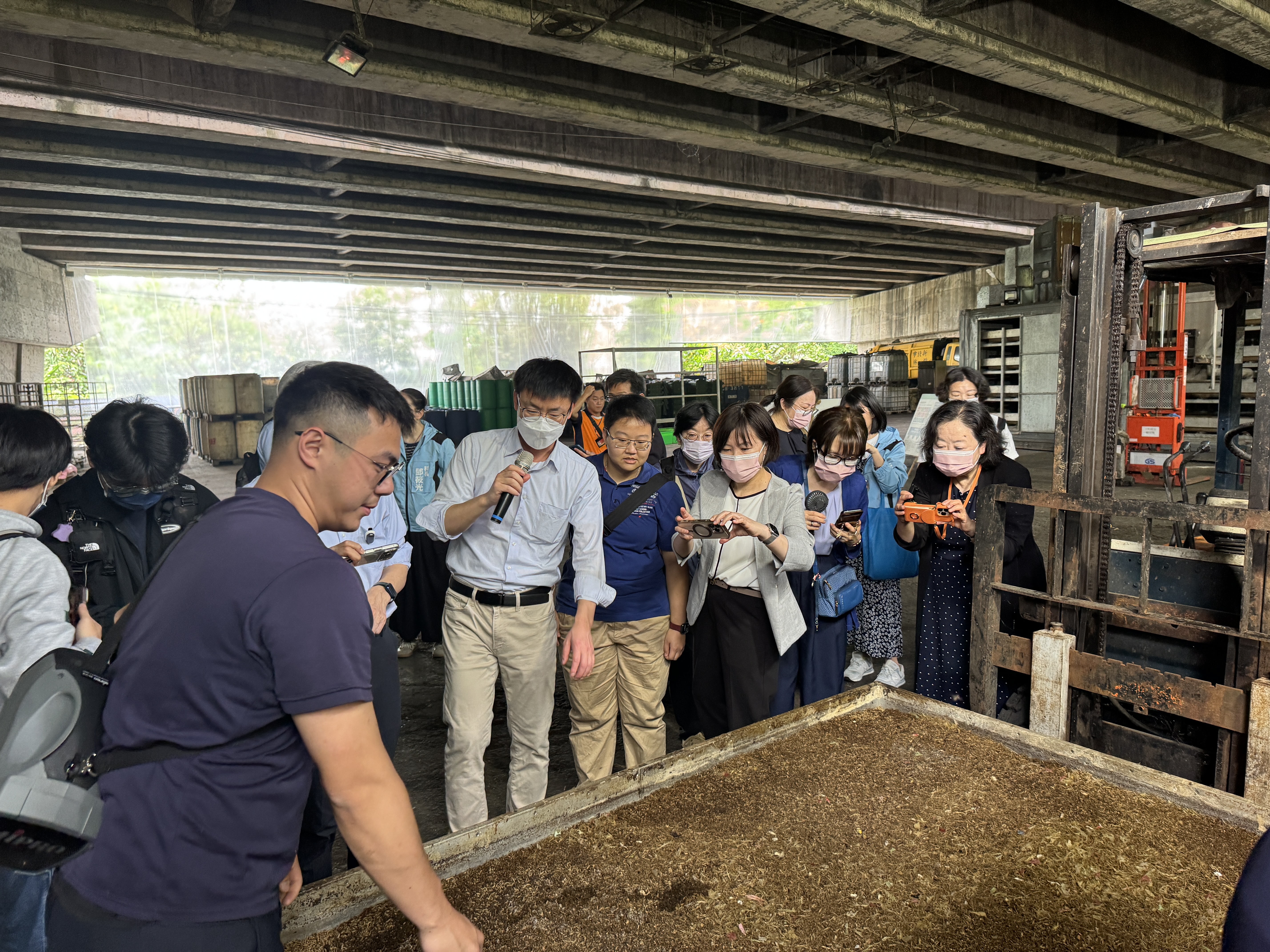 黑水虻生物處理實場運作