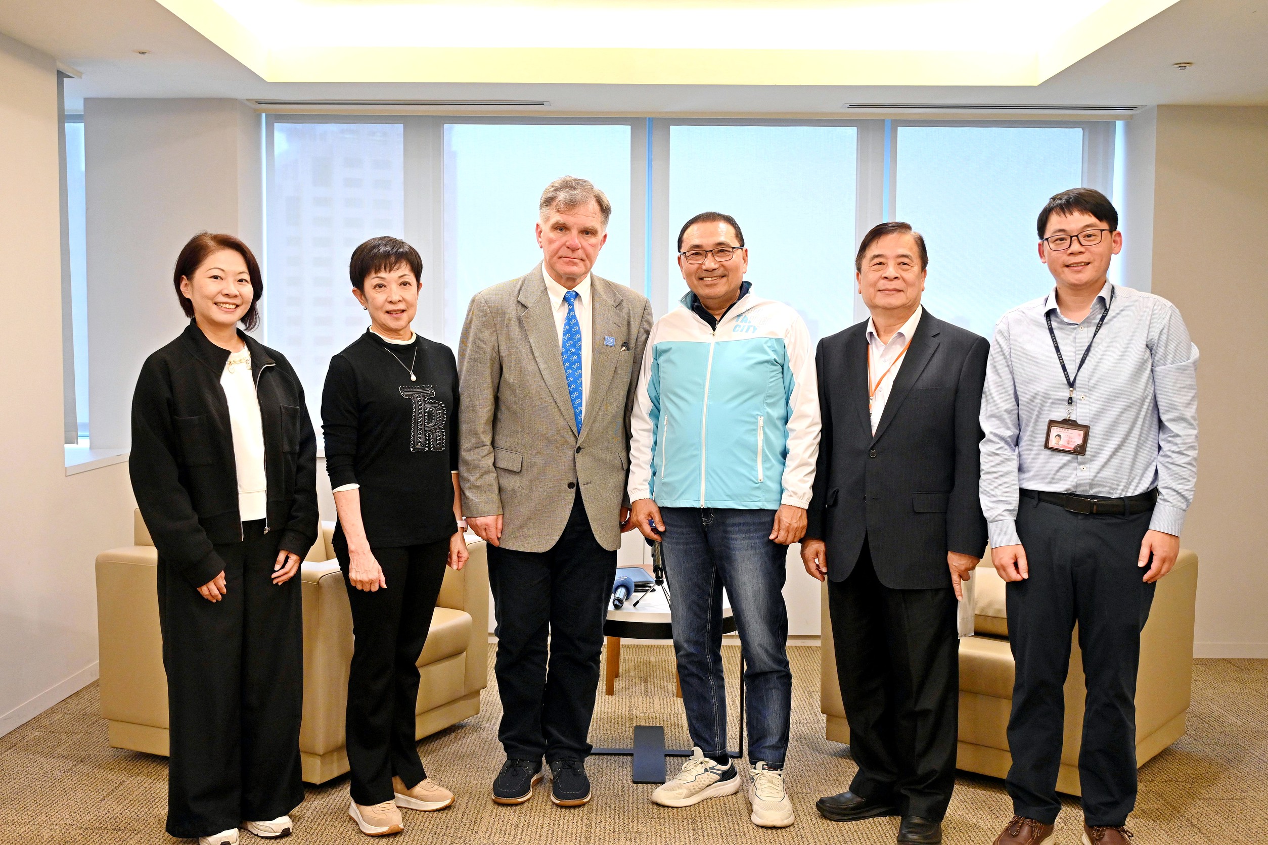 今（27）日新北市長侯友宜繼2023年後再次會晤世界自行車日發起人Dr.Leszek Sibilski。