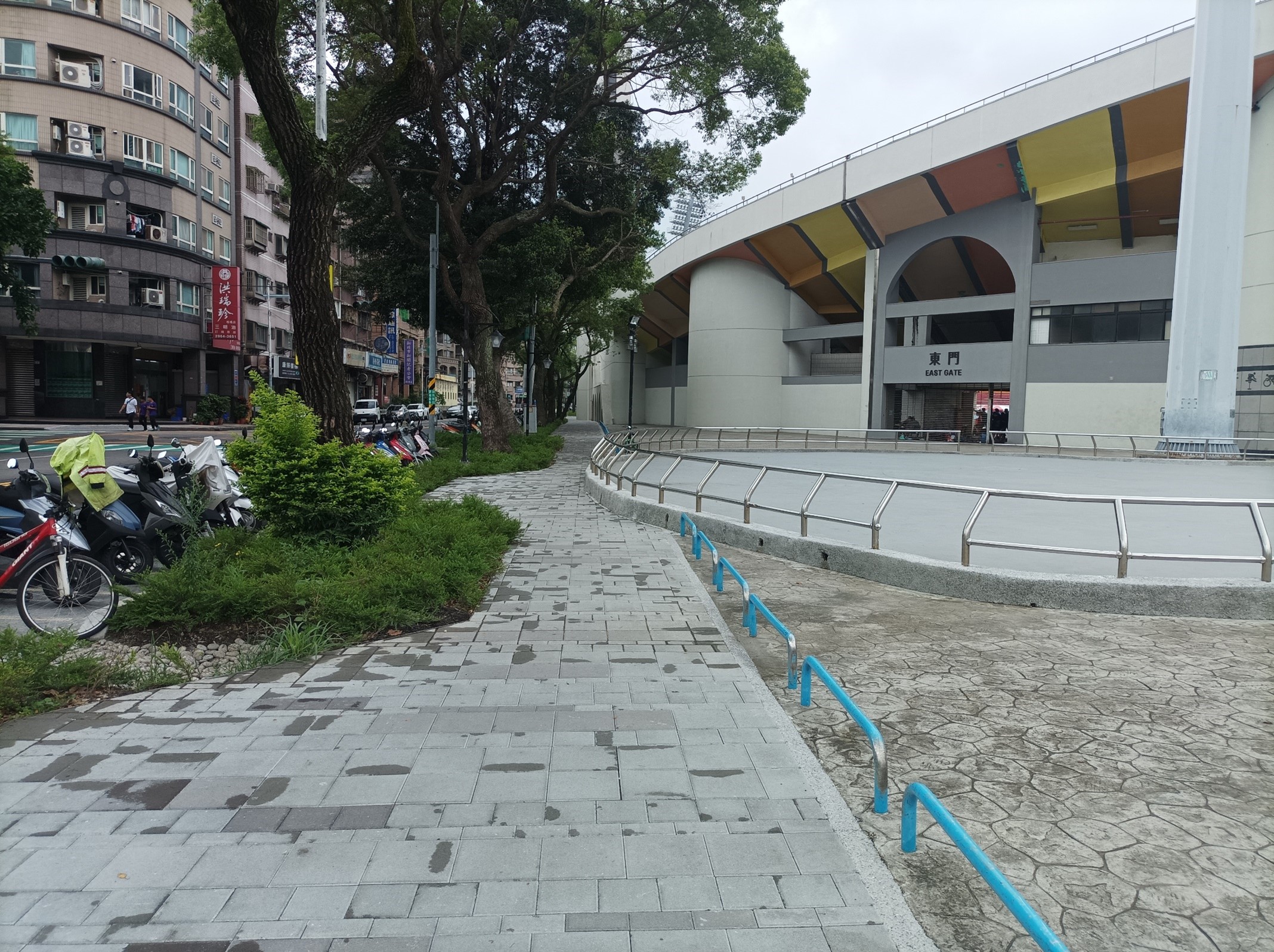 東門廣場-完工照