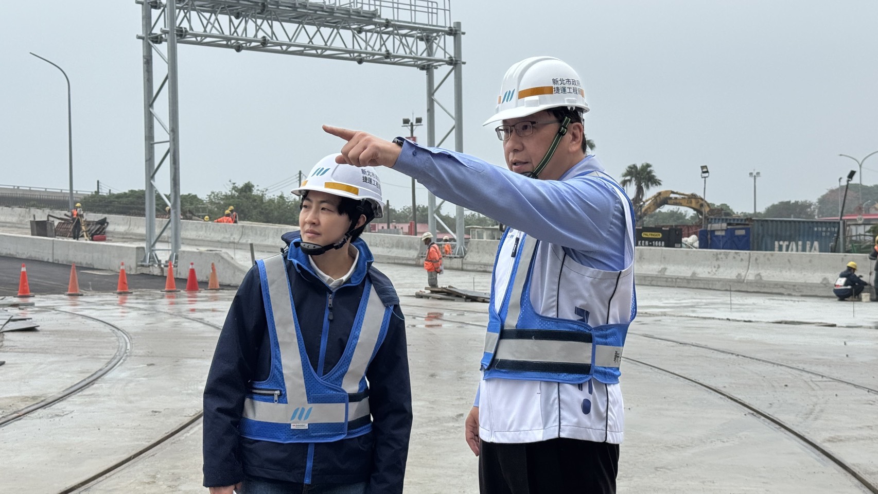 新北捷運局長李政安緊盯工程進度