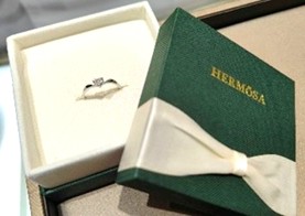 今(115)年單身聯誼場次增加為18場(含青年局)，民政局同一場次修成正果的「首對佳偶」將加碼送鑽戒祝福