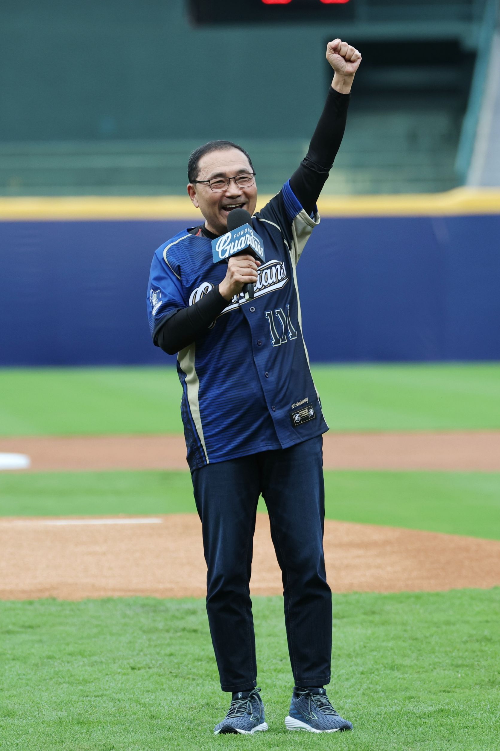 新北市長侯友宜現身鼓舞勉勵 今年的富邦很不一樣