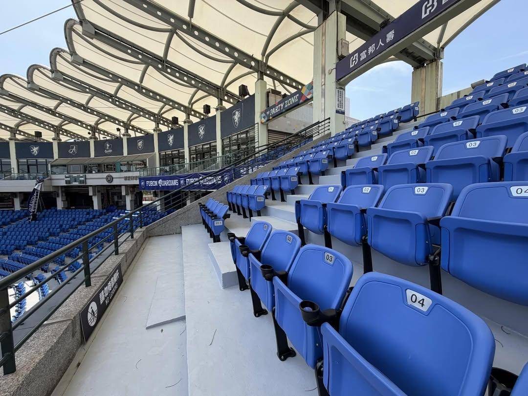 新北市府與富邦悍將合作整修新莊棒球場全面升級LED照明外野座椅及無障礙設施提升觀賽品質