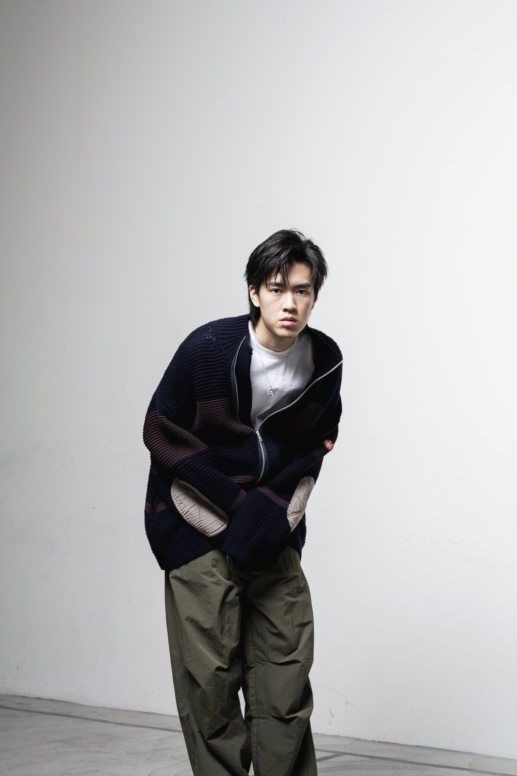 饒舌新秀Gummy B將於新北市美術館開館周年活動登場，並與盜魂爵士樂團 Soul Heist合作演出。