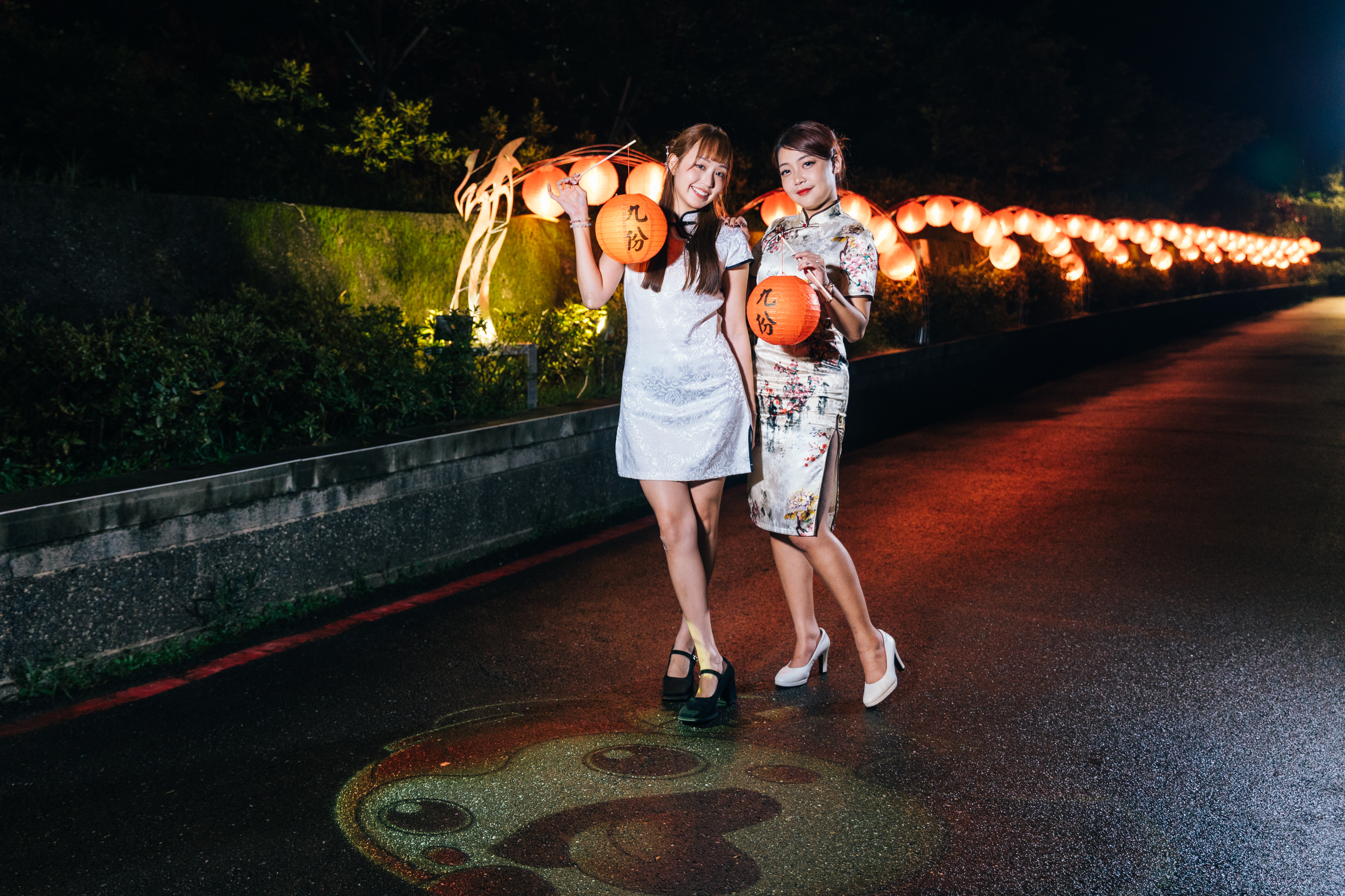  2025九份紅燈籠祭以「九份地底有條黃金龍」為核心主題，打造20公尺長巨型主燈。