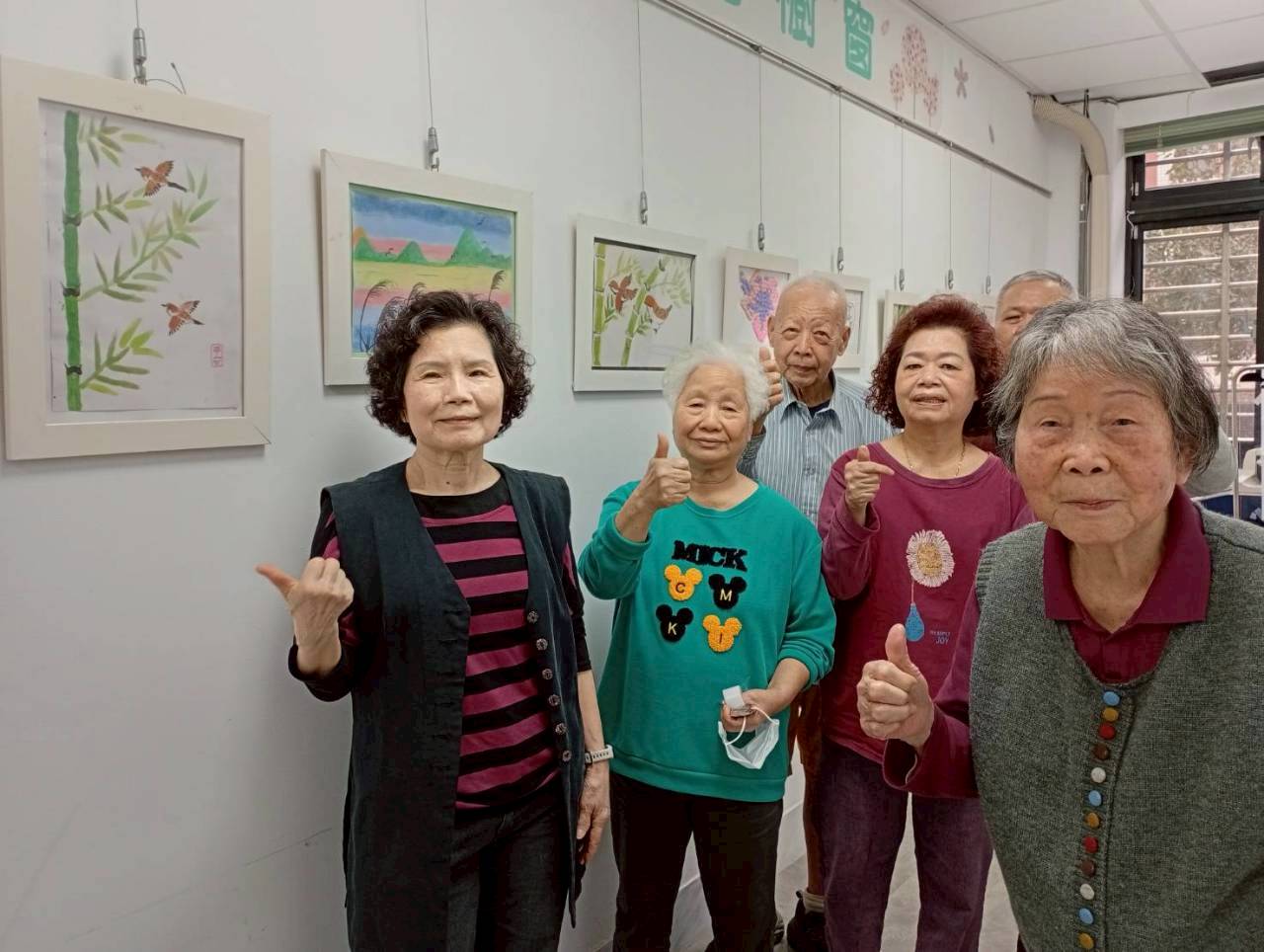 誠摯邀請鄉親朋友在展覽期間蒞臨欣賞這場溫馨的成果展，見證「千歲畫家團」用畫筆彩繪出的樂齡新生活。