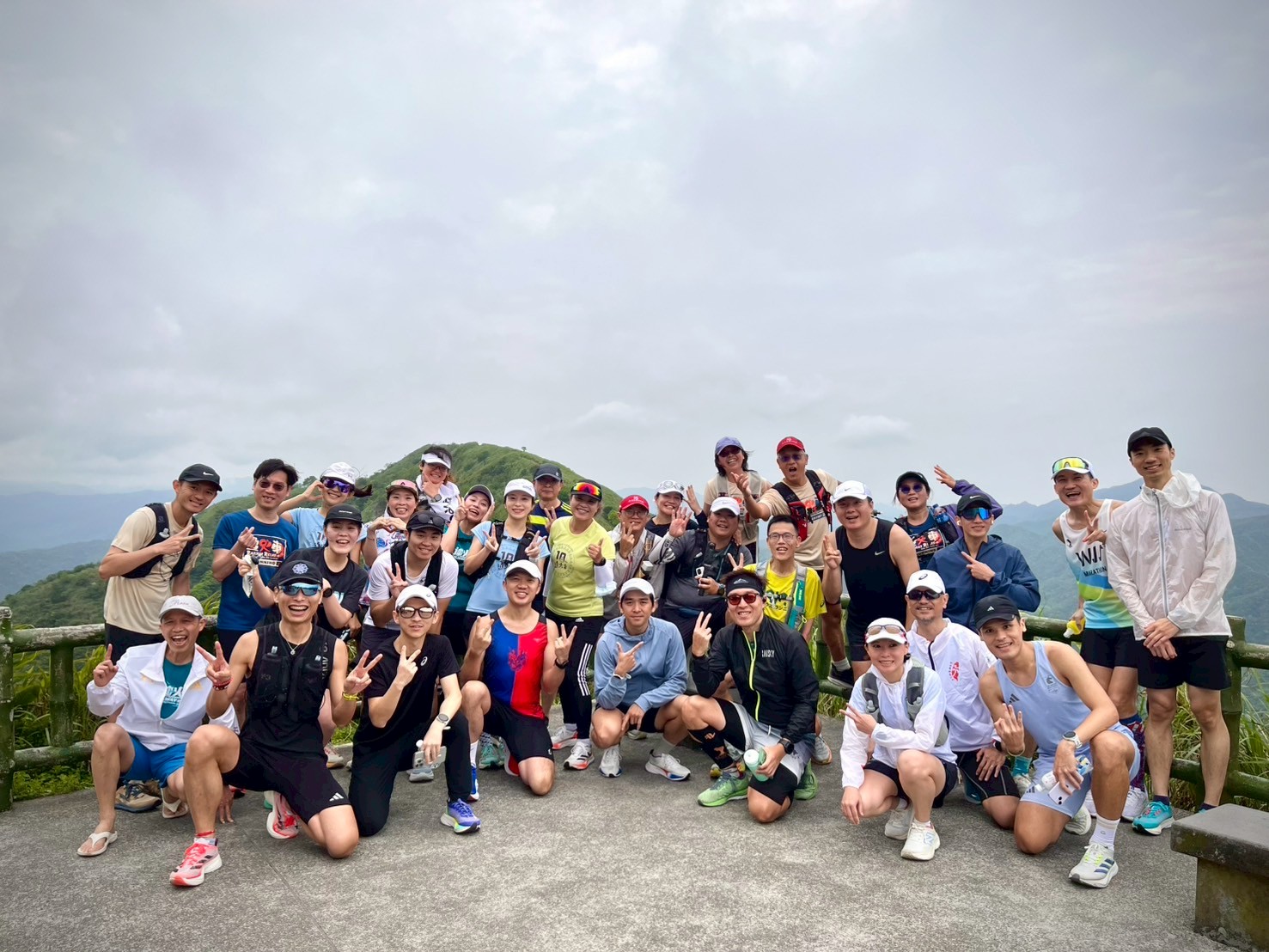 完成訓練後大合照，一起為即將到來的活動日加油。(圖為2025活動照)