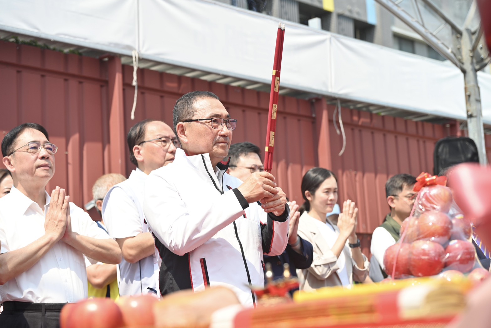 侯友宜表示，三鶯線沿線共規劃7處捷運開發案，目前已成功招商5處，預計可吸引約485億投資，引入1.4萬人口，促進三鶯地區發展。