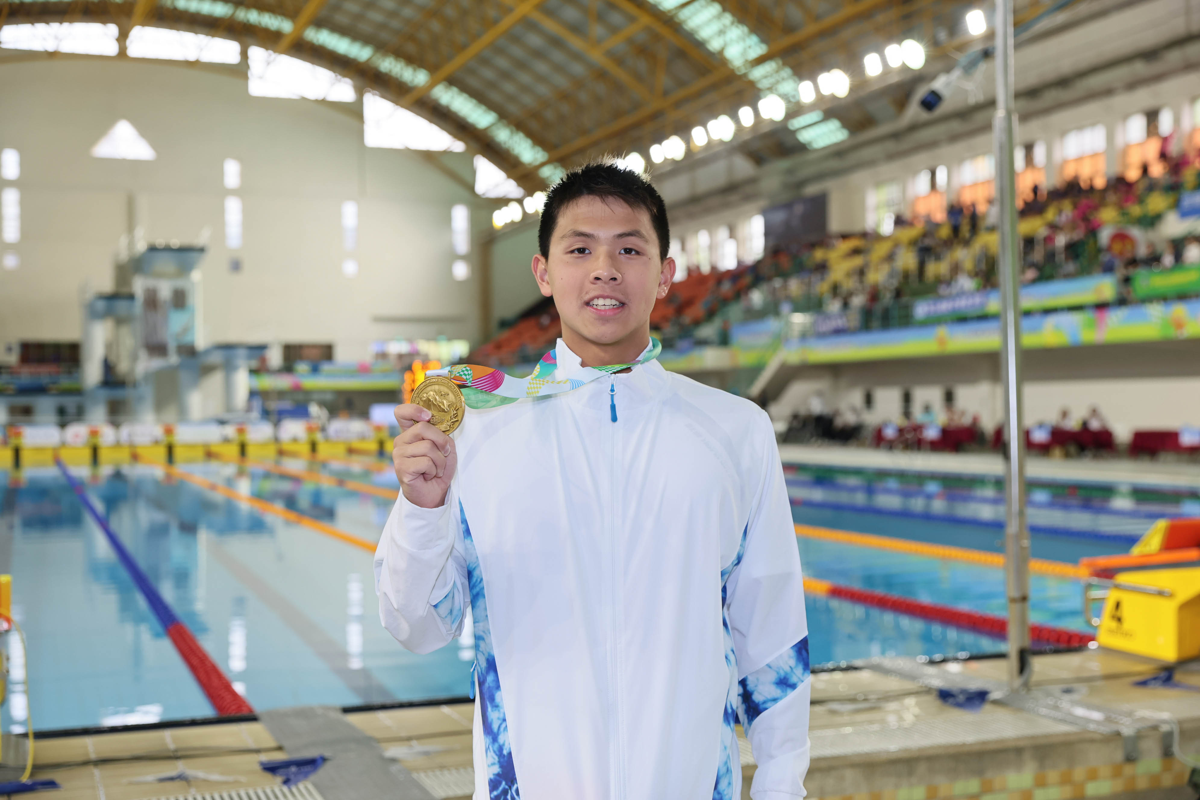  115全中運游泳國男組400公尺自由式林口國中蘇柏陵奪金3分58秒51並破大會紀錄