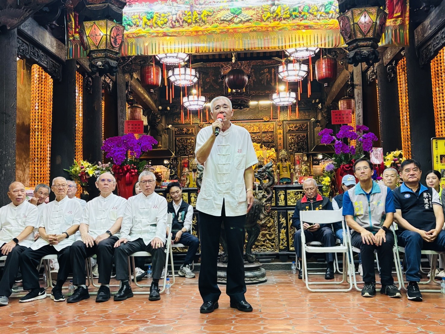  慈祐宮主委陳圓光致詞