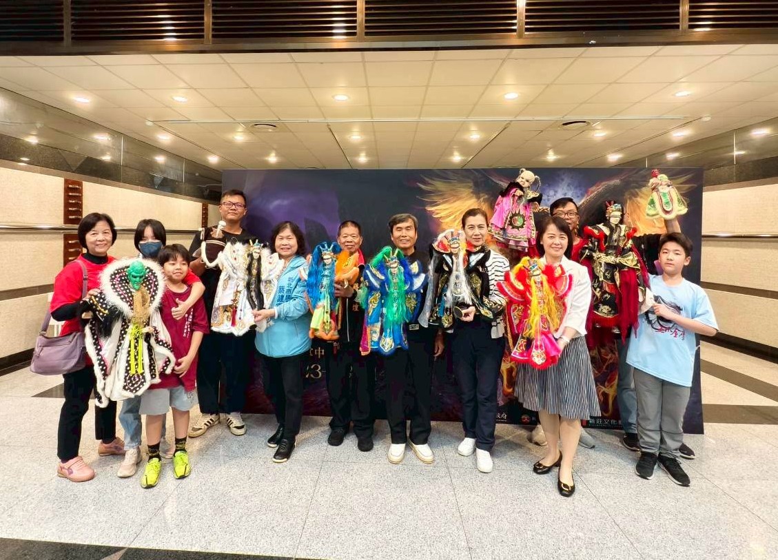 「金鷹歸來－隆興閣掌中武林特展」透過南北偶藝的深度對話，讓戲迷領略閣派特有的口白藝術與武俠魅力。