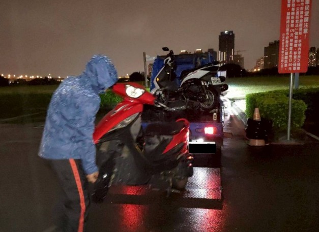  機車若未依規定撤離，亦將強制拖吊