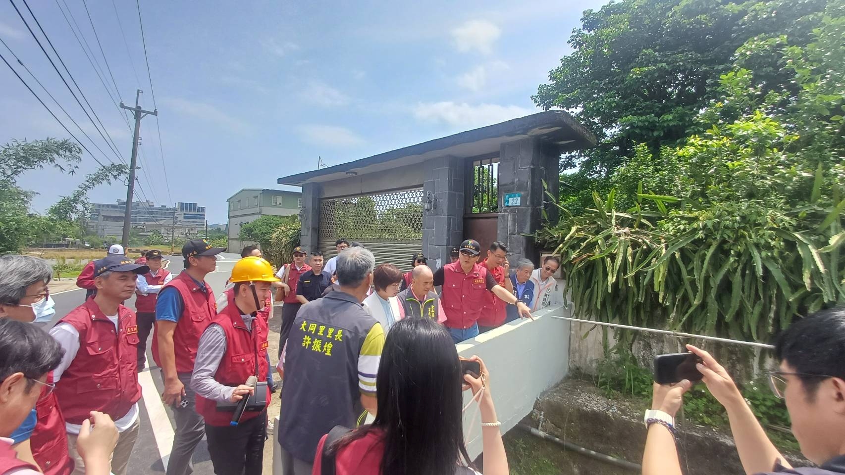 朱副市長視察鶯歌區公所防災整備情形