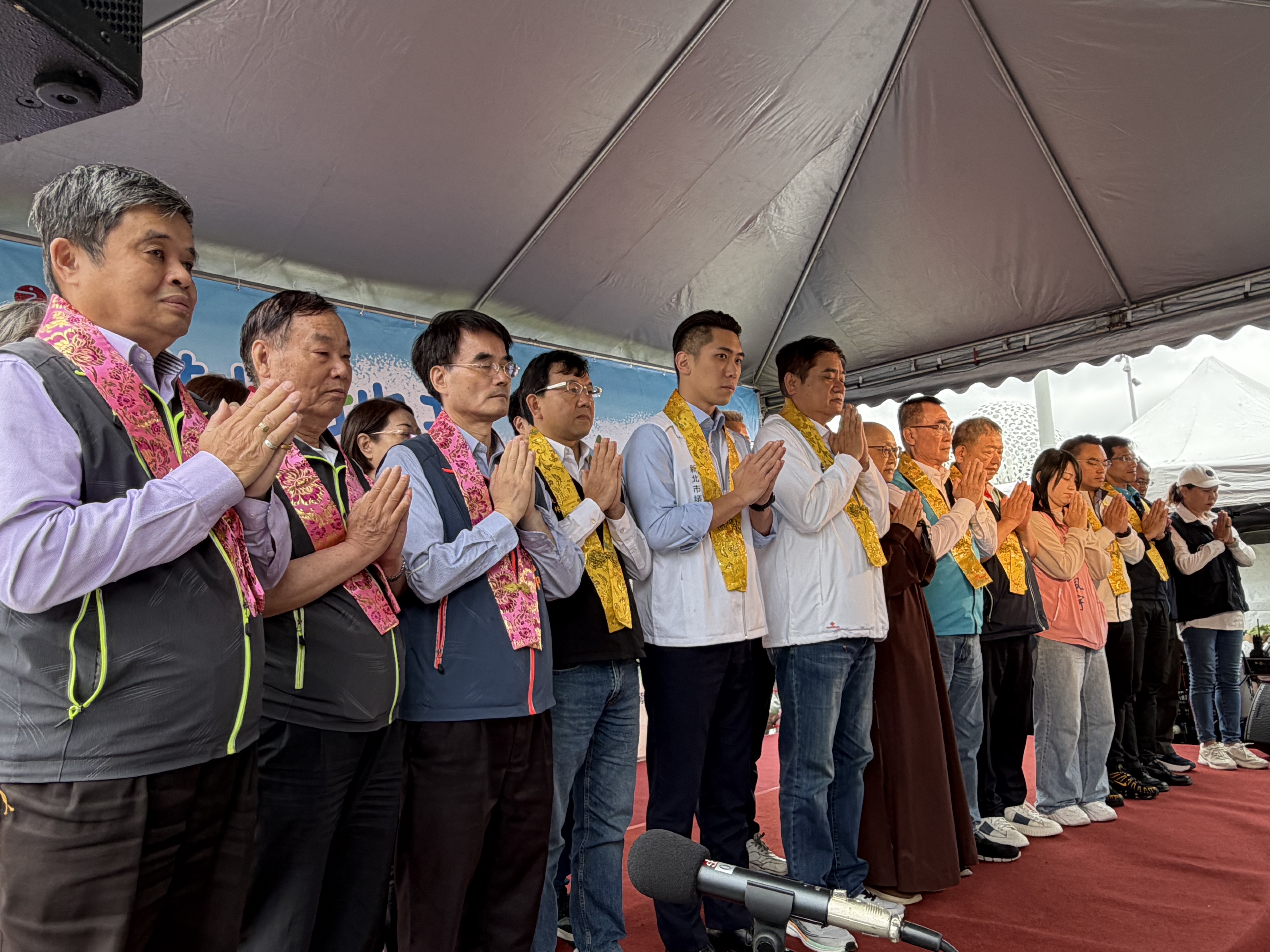 民政局林局長耀長出席靈鷲山惜惜地球永續親子趴暨浴佛節活動。