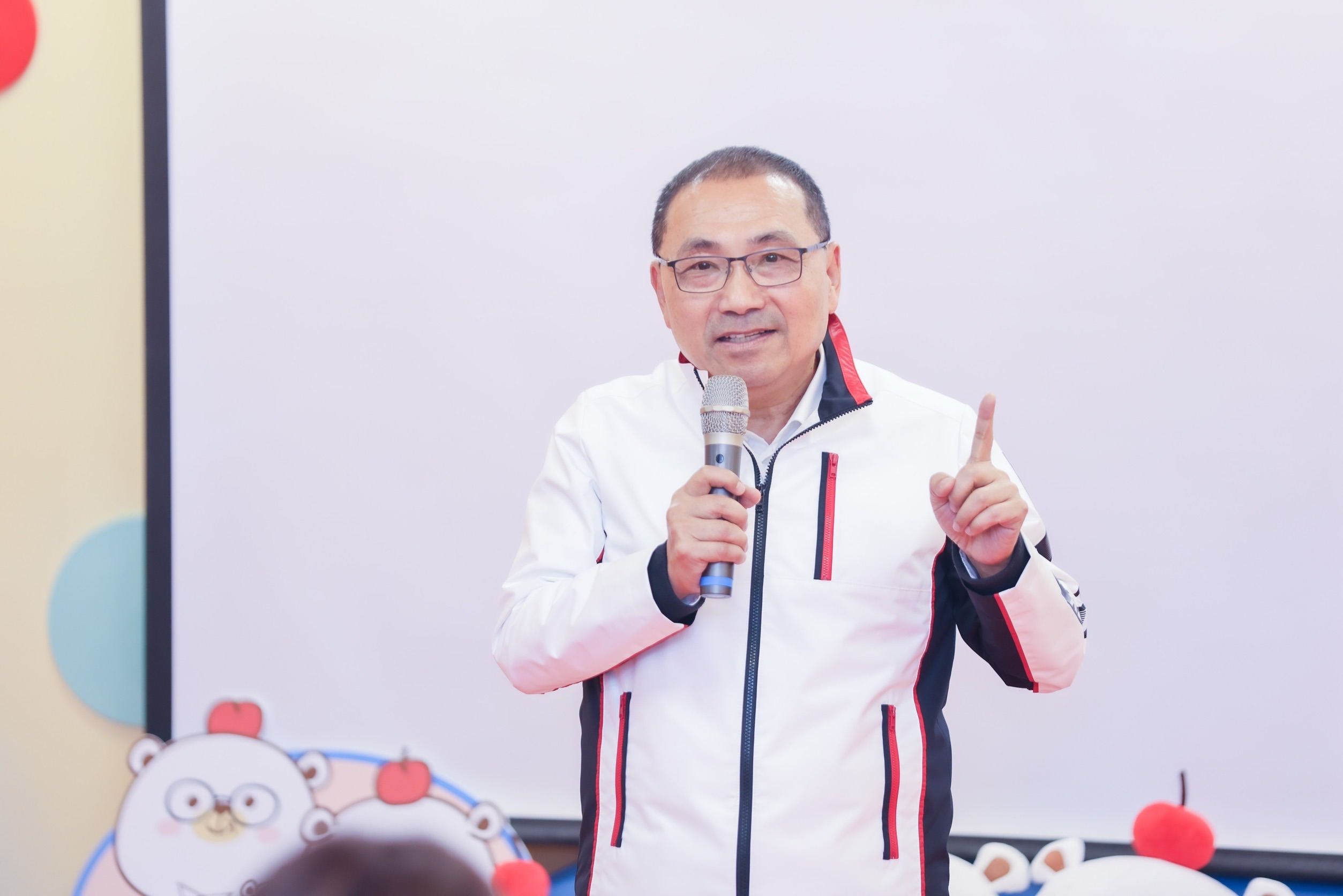立委率團參訪新北公托，侯友宜盼托育經驗交流共好。