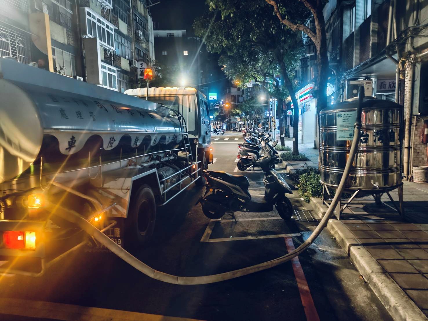臨時供水站及水車示意圖