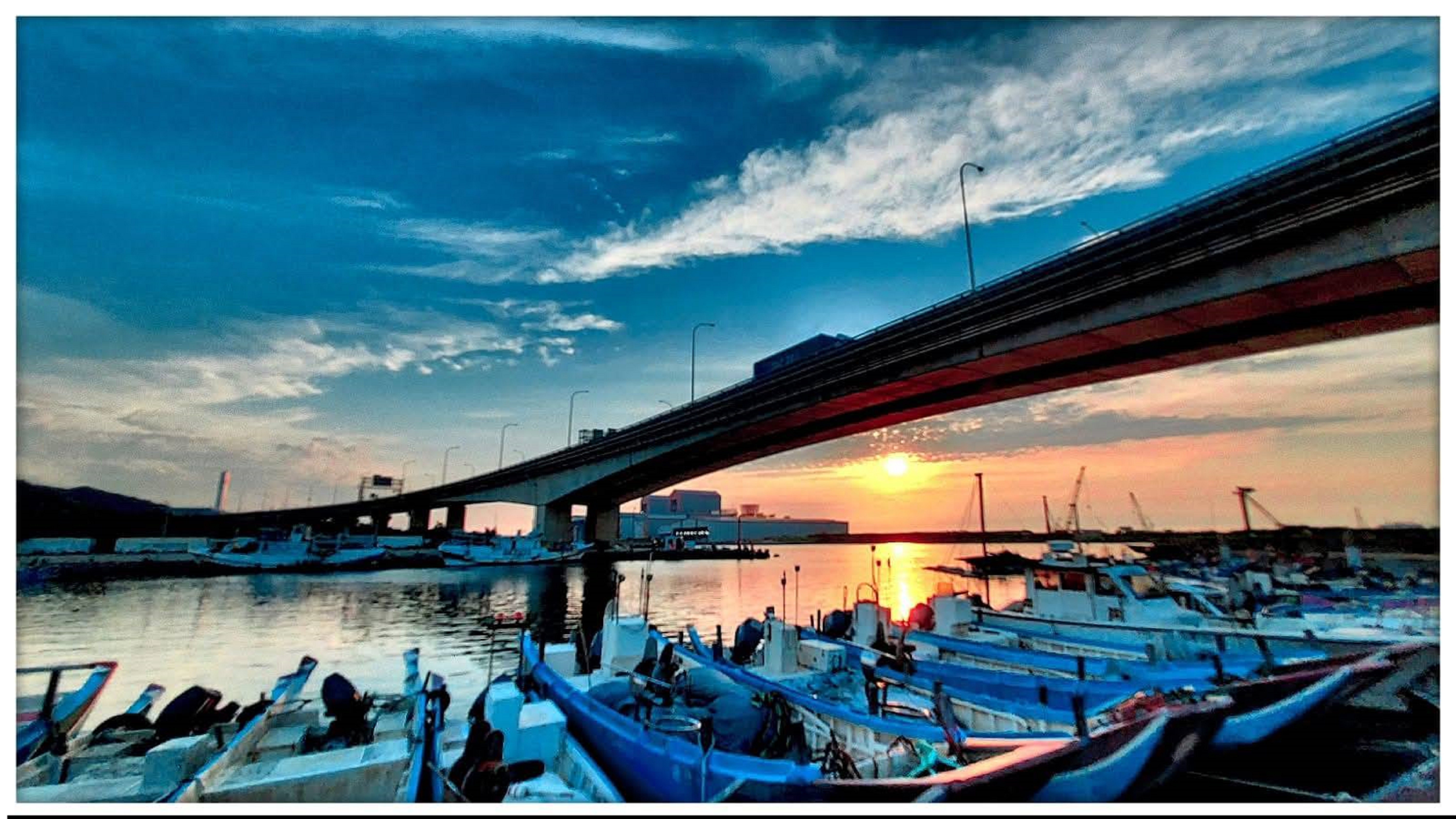 下罟子漁港夕照 ( 照片來源 : 淡水漁文館提供 )
