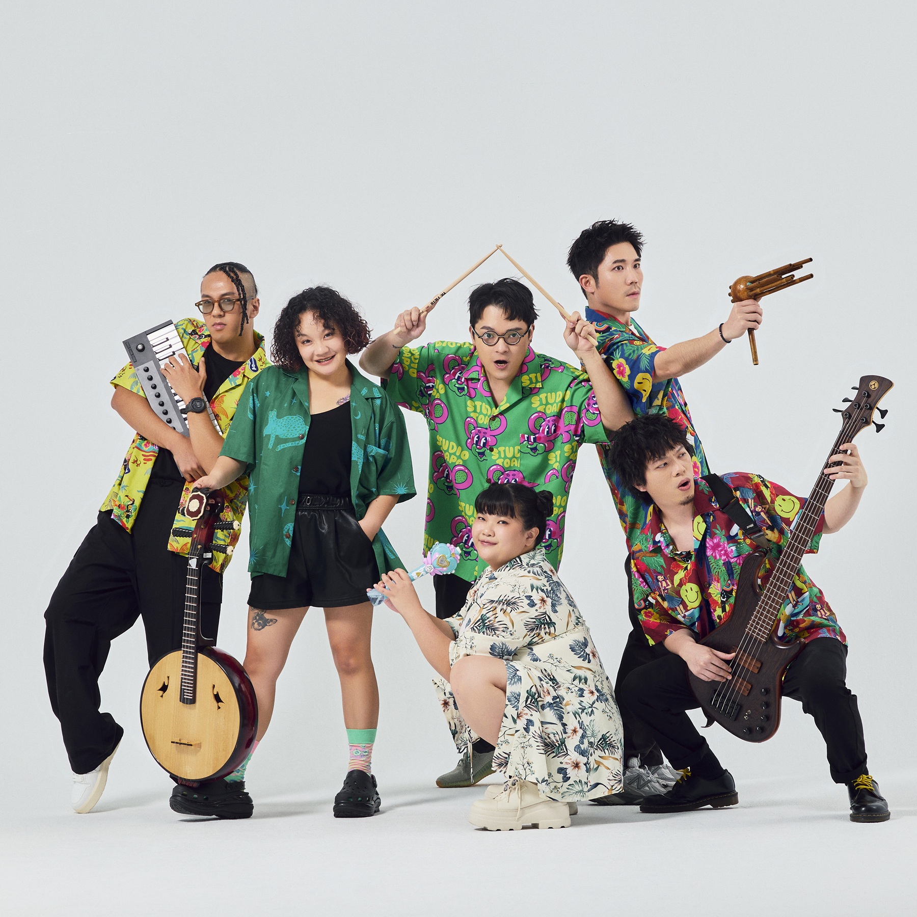 「2026新北夏至音樂節」6月20日至21日在新北市美術館戶外園區登場，A_Root同根生將於6月20日演出，為夏至音樂節揭開序幕。