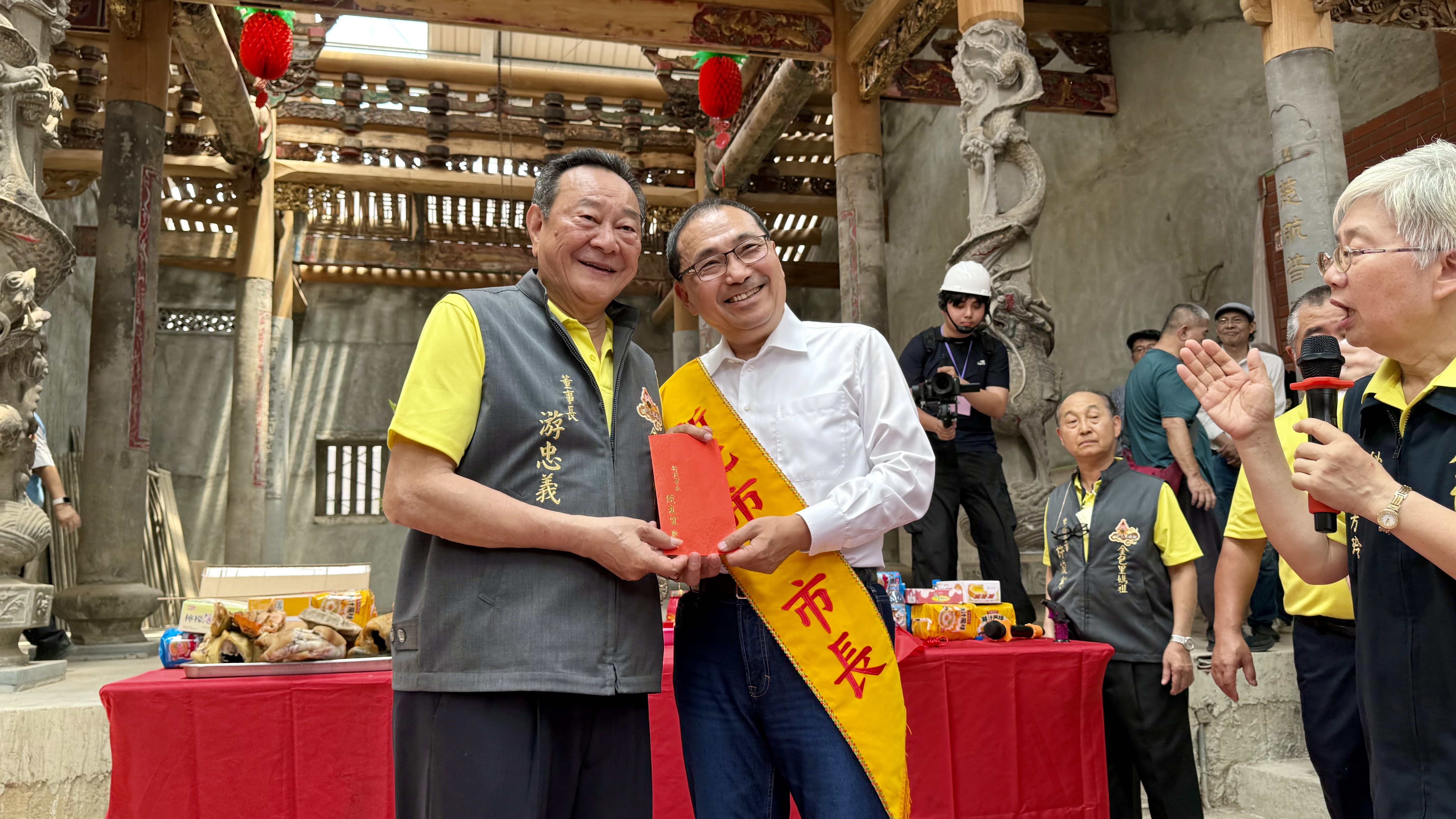 侯友宜肯定金山慈護宮致力於文資保存及推動地方公益。