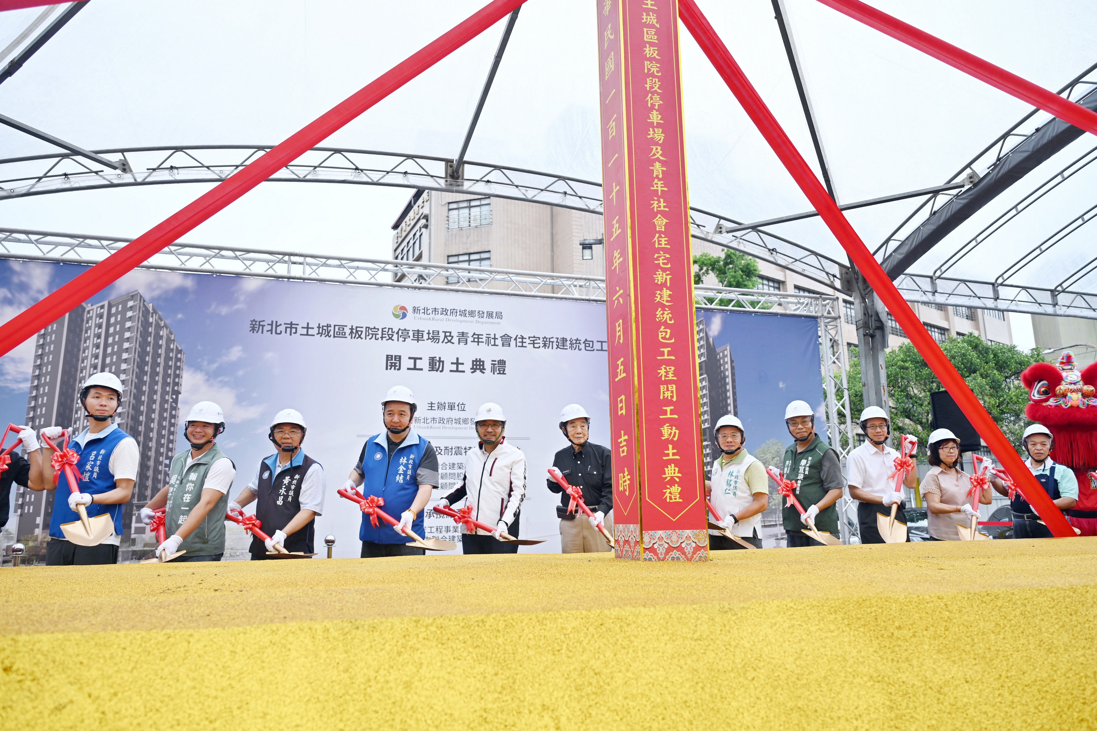 本案規劃興建地上24層、地下4層建築，將提供426戶青年社會住宅，並引進多項公益社福設施。