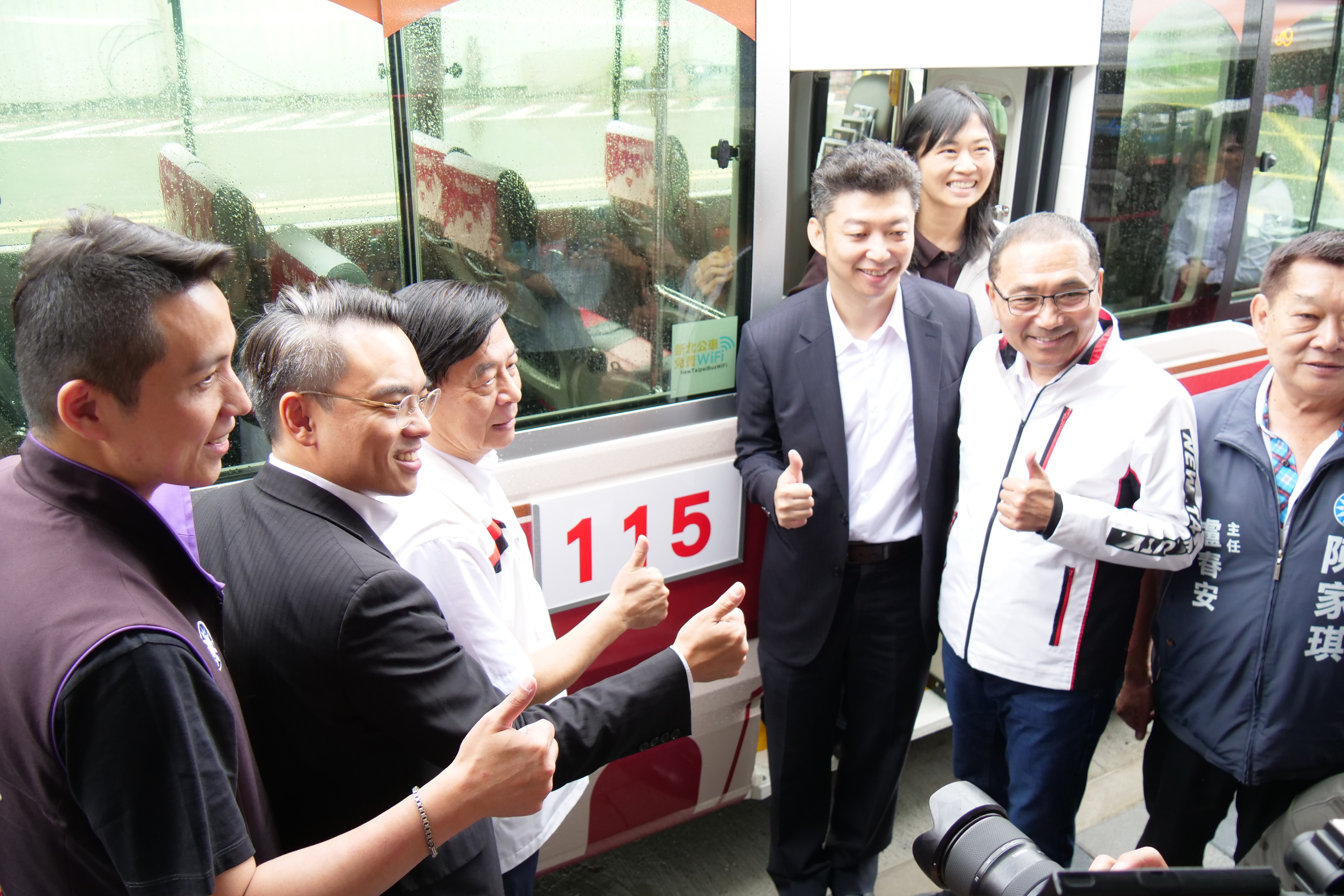 市長為115淡水八里觀光公車掛牌