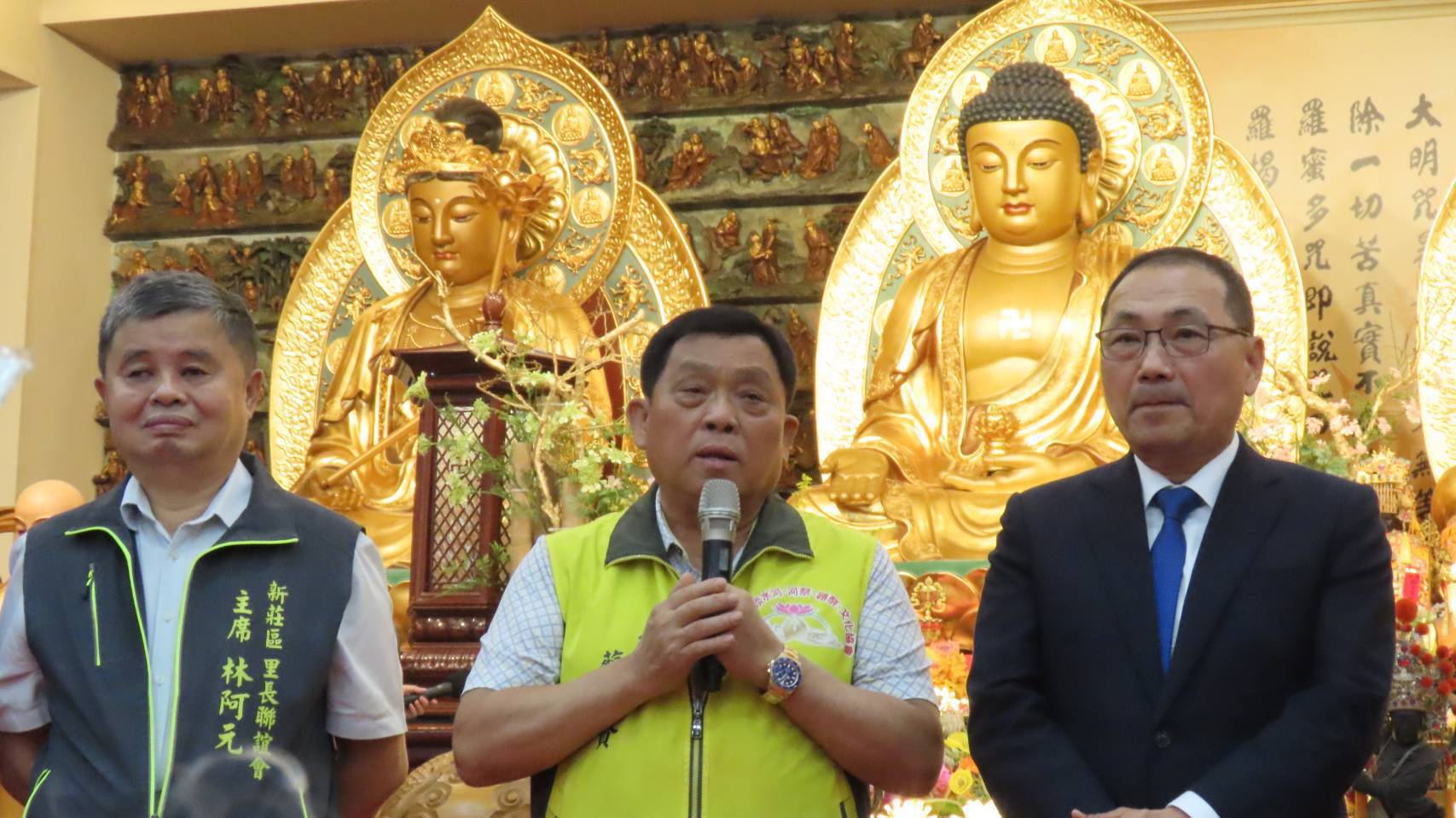 淡水河河祭路祭文化協會理事長、市議員蔡錦賢說明，本屆法會除了在淡水河域灑淨外，更於淡水老街繞境消災祈福；亦再前往新莊元亨寺臺北講堂辦理法會，邀集多位宗教界代表共襄盛舉。